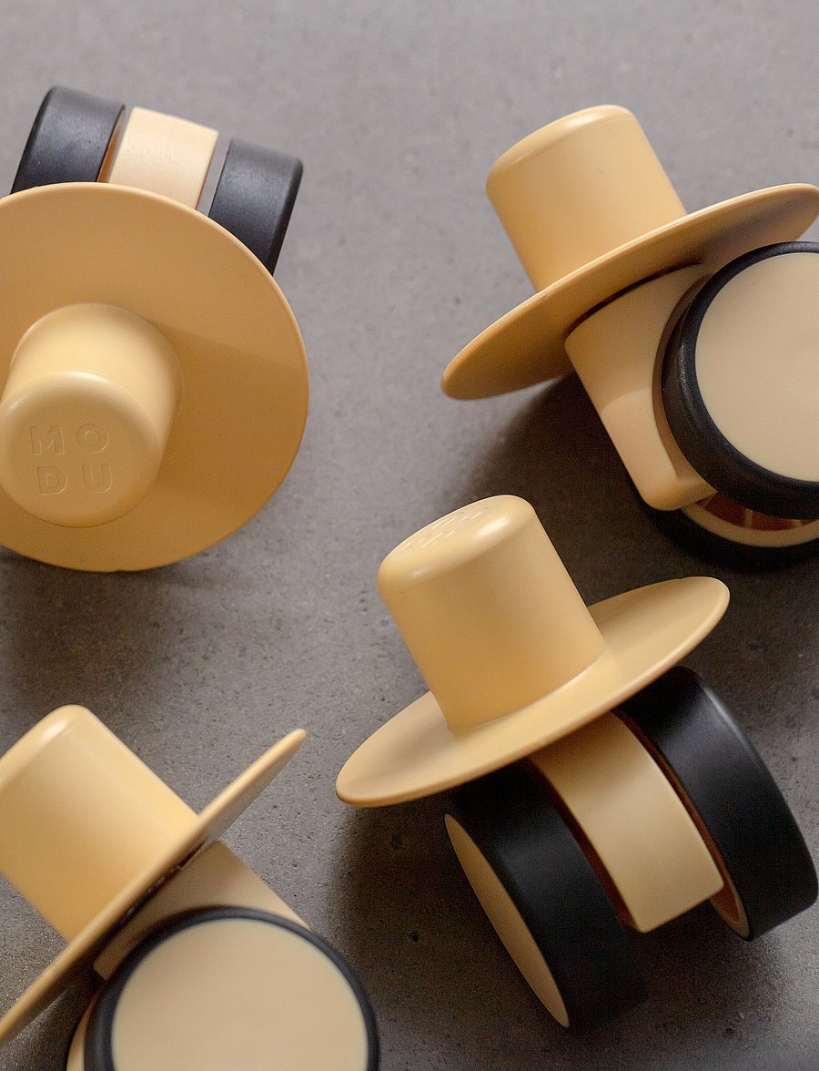 MODU - 4x Swirly Wheels - gåbilar - honey yellow - 0