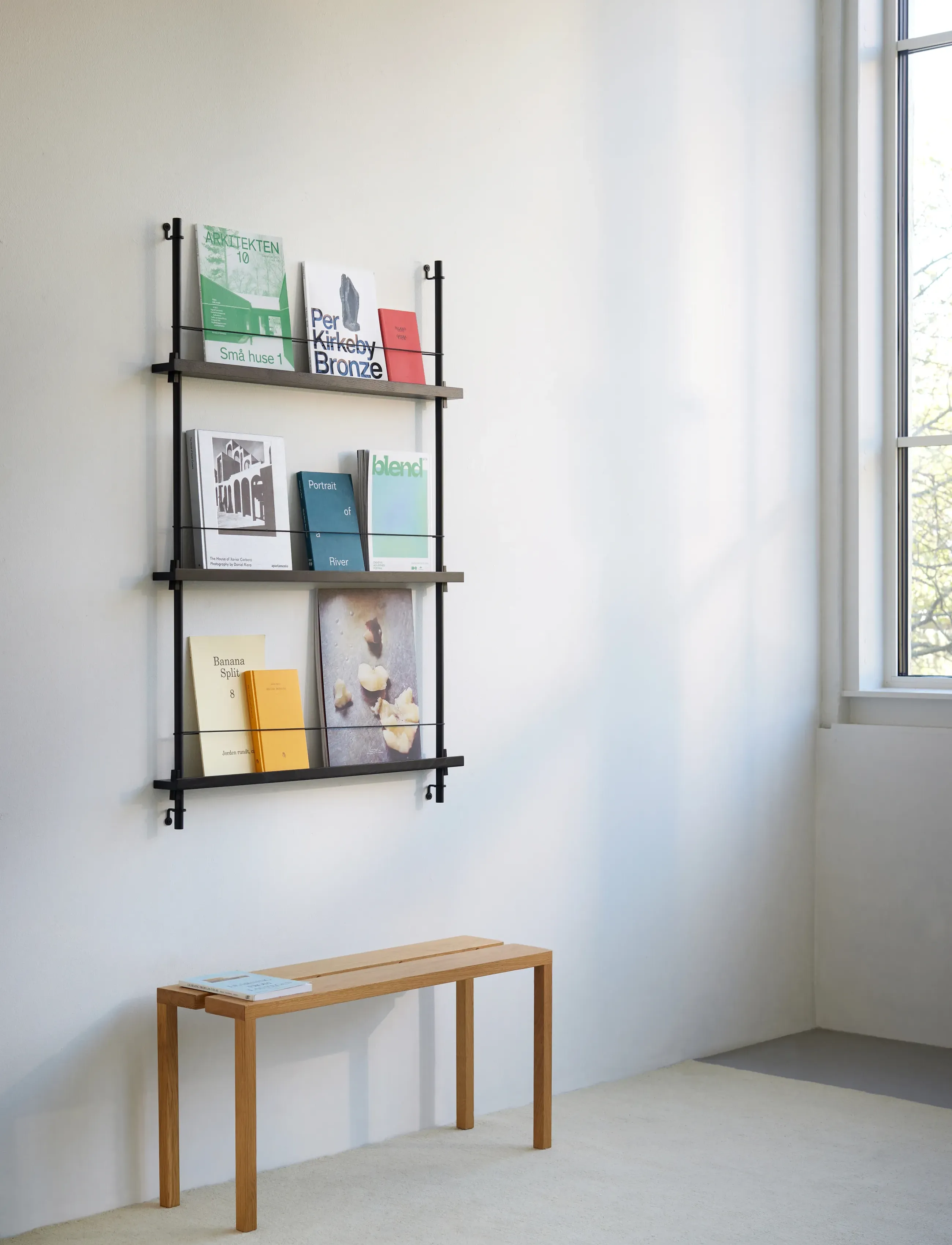 MOEBE - Box set, Magazine Shelving MS.115.1, Black shelves, Black legs (FSC MIX CREDIT) - magasinholdere - black - 2