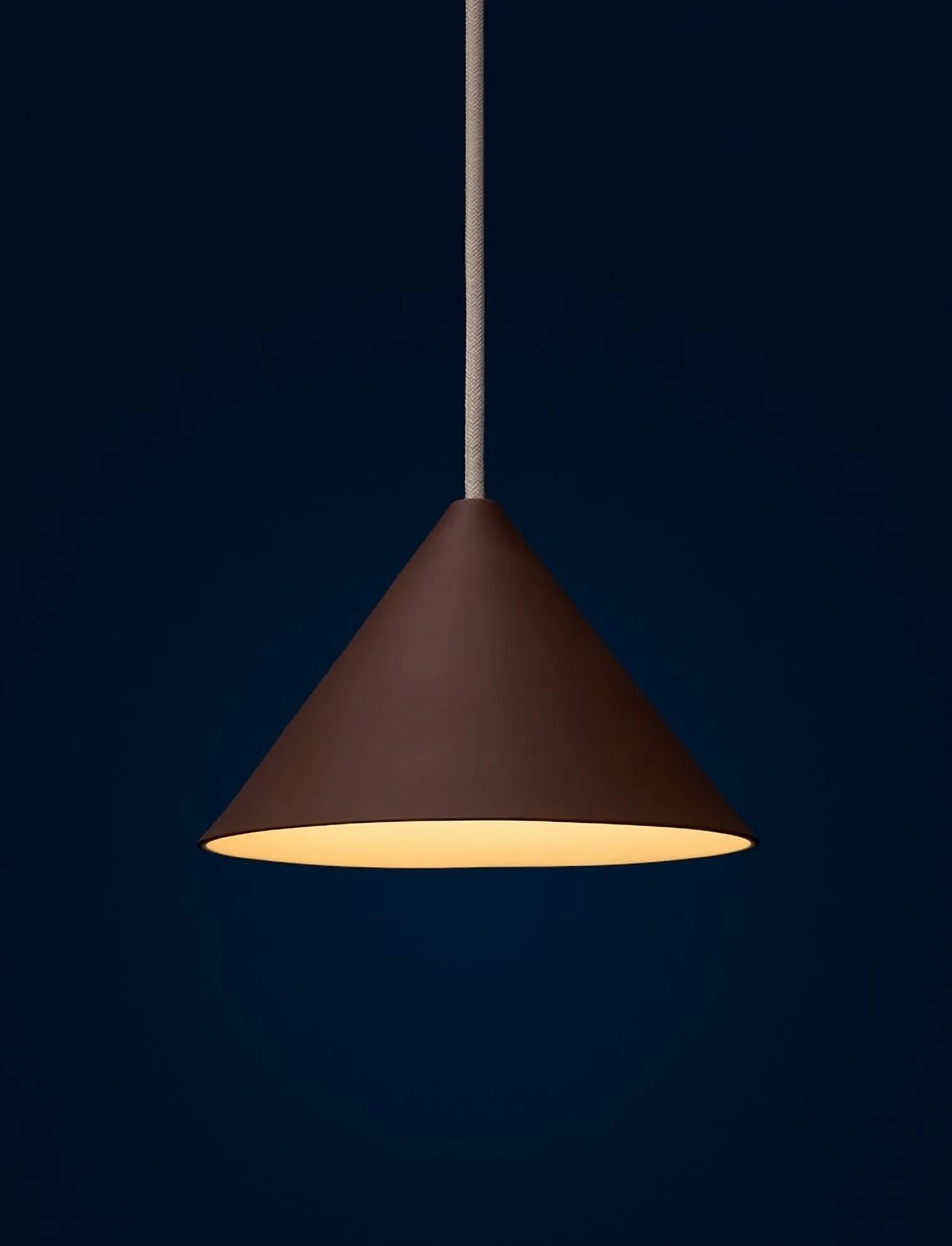 MOEBE - Ceramic Cone Pendant, Umber Brown - pendellampor - umber brown - 3