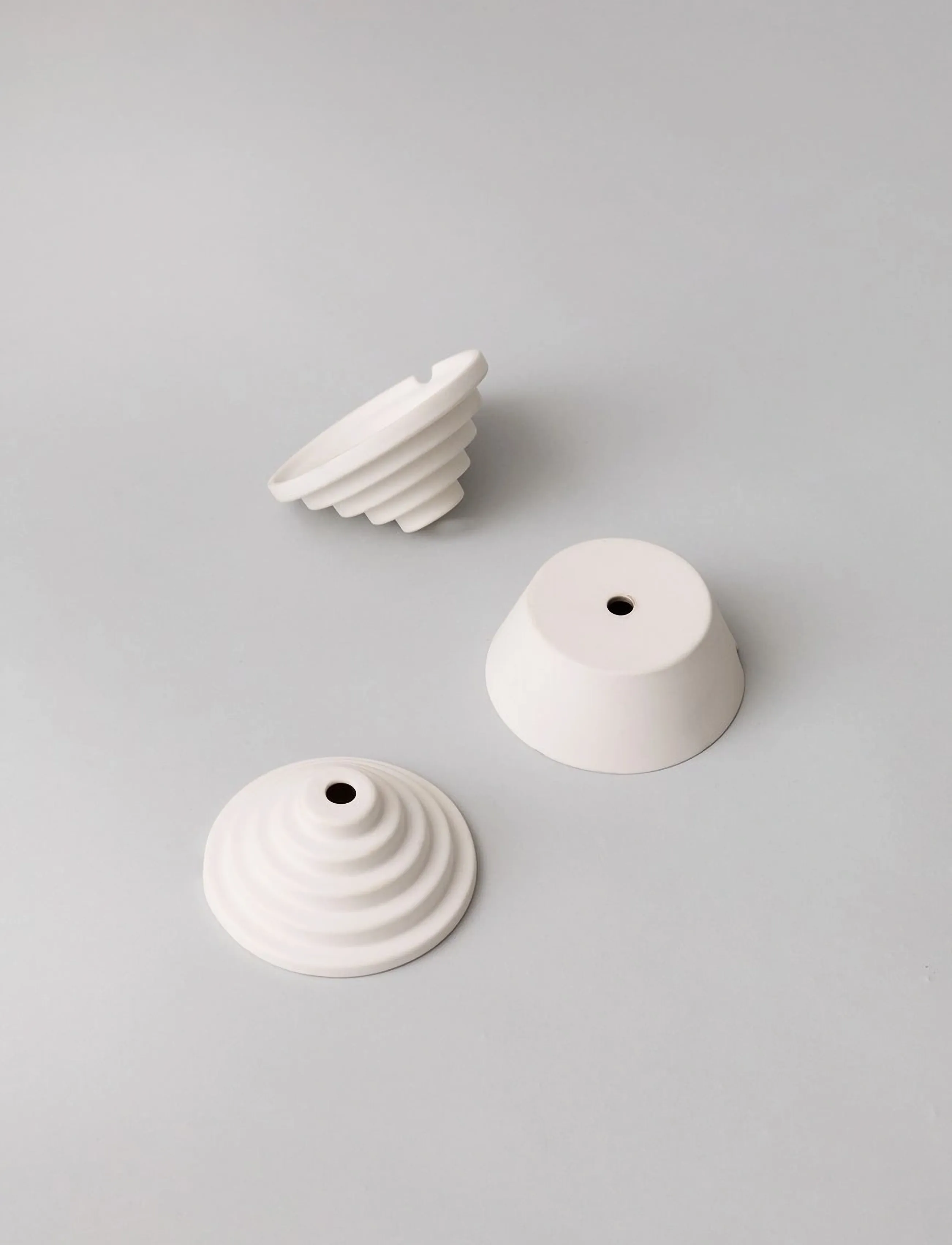MOEBE - Ceramic Ceiling Rose, Stairs, White - verlichting accessoires - white - 2