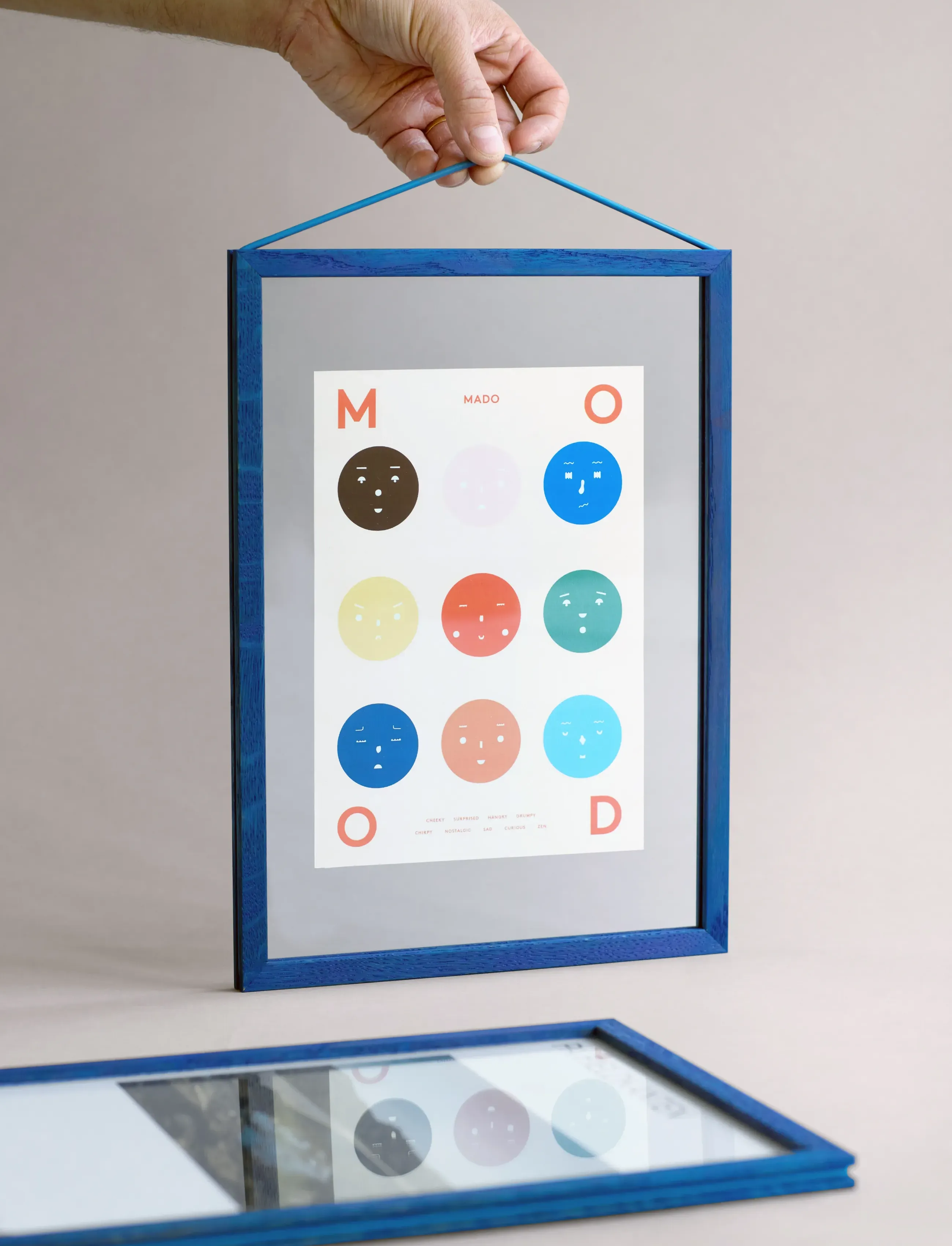 MOEBE - Frame, Blue Stained, A4 (FSC 100%) - bilderrahmen - blue - 3