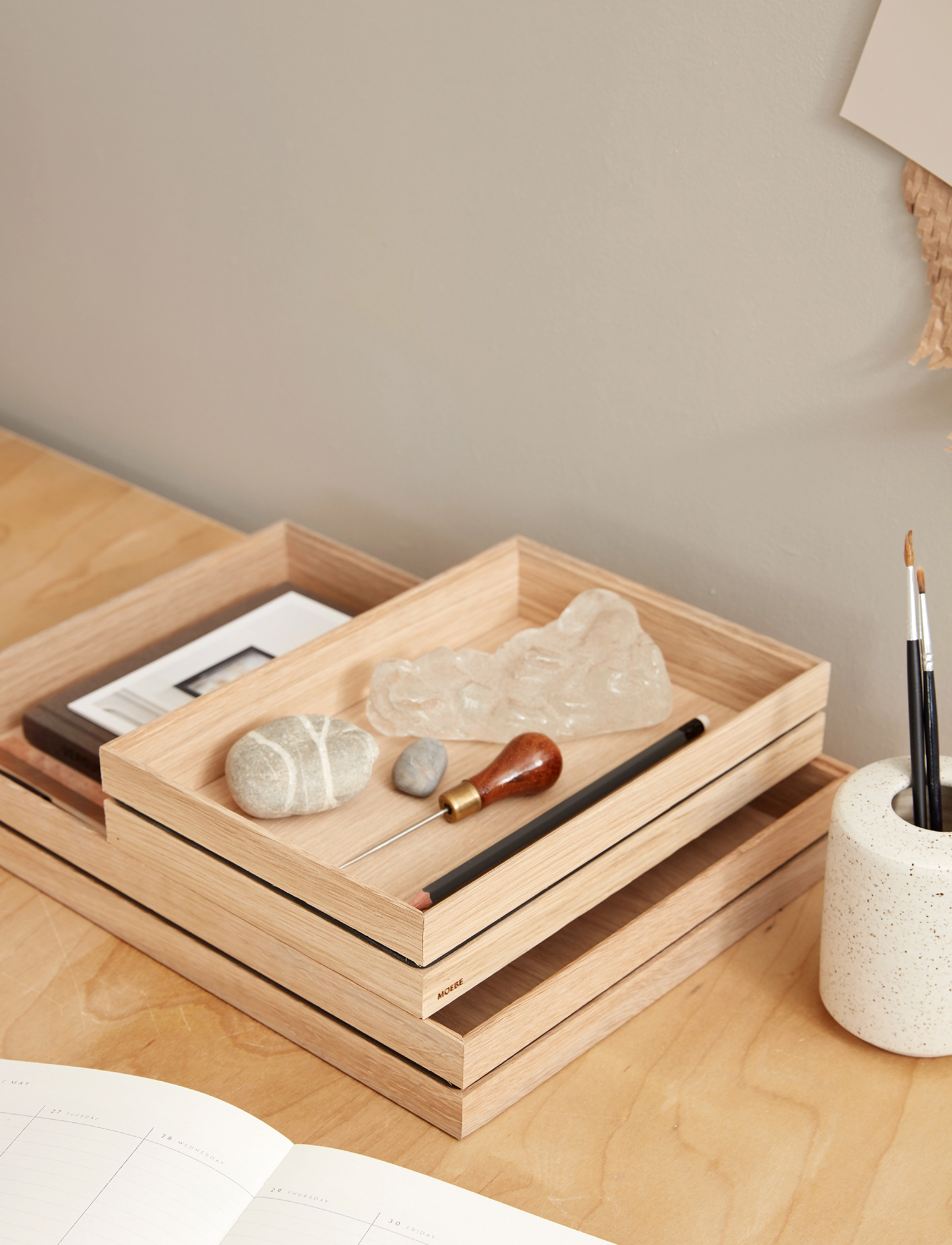 MOEBE - ORGANISE - boxar & askar - wood - 2