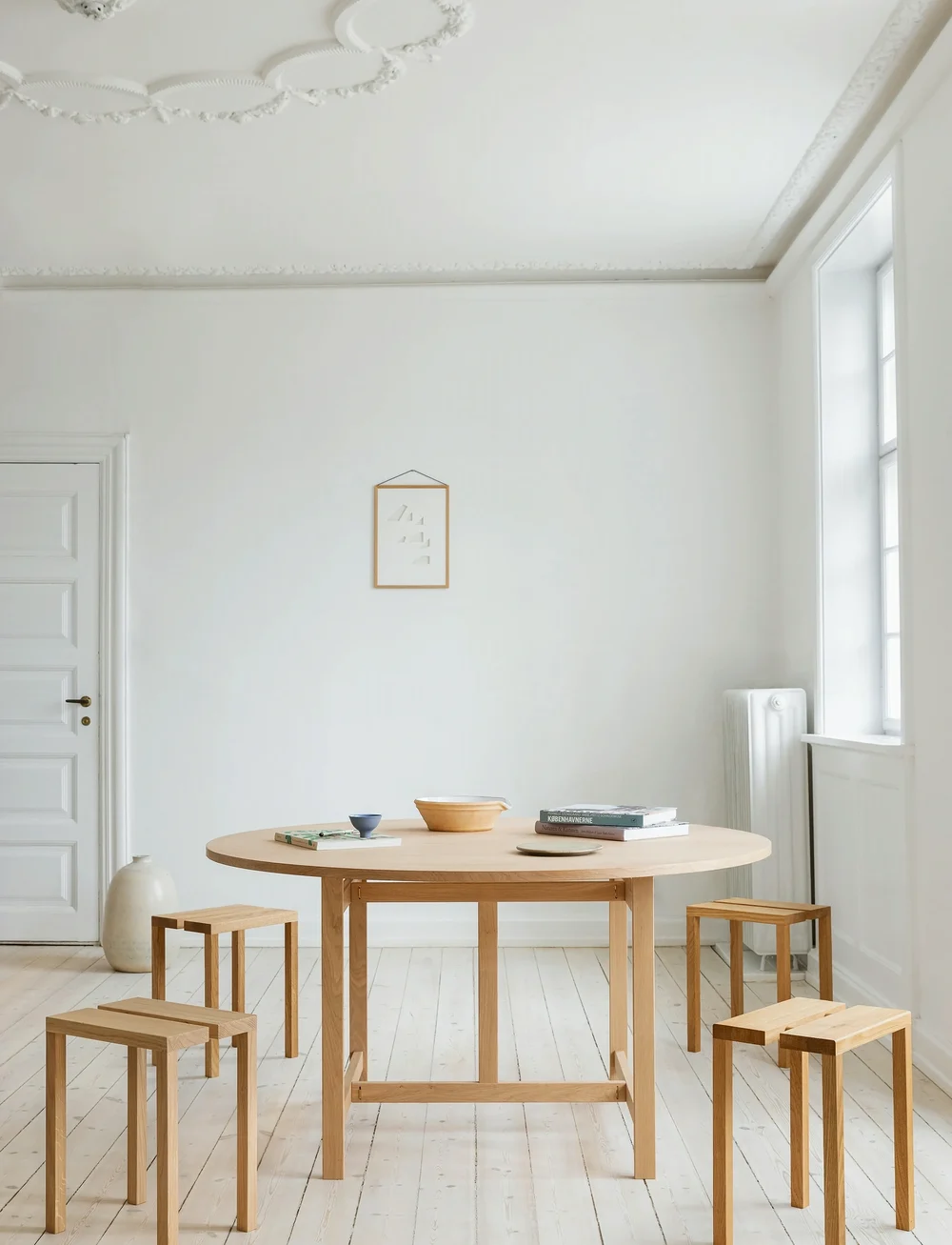 MOEBE - Peg, Stool, Oak (FSC 100%) - osta hinna alusel - oak - 2