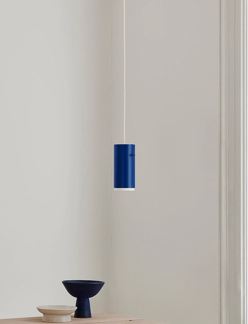 MOEBE - Tube Pendant, Deep Blue, Small - rippvalgustid - deep blue - 0