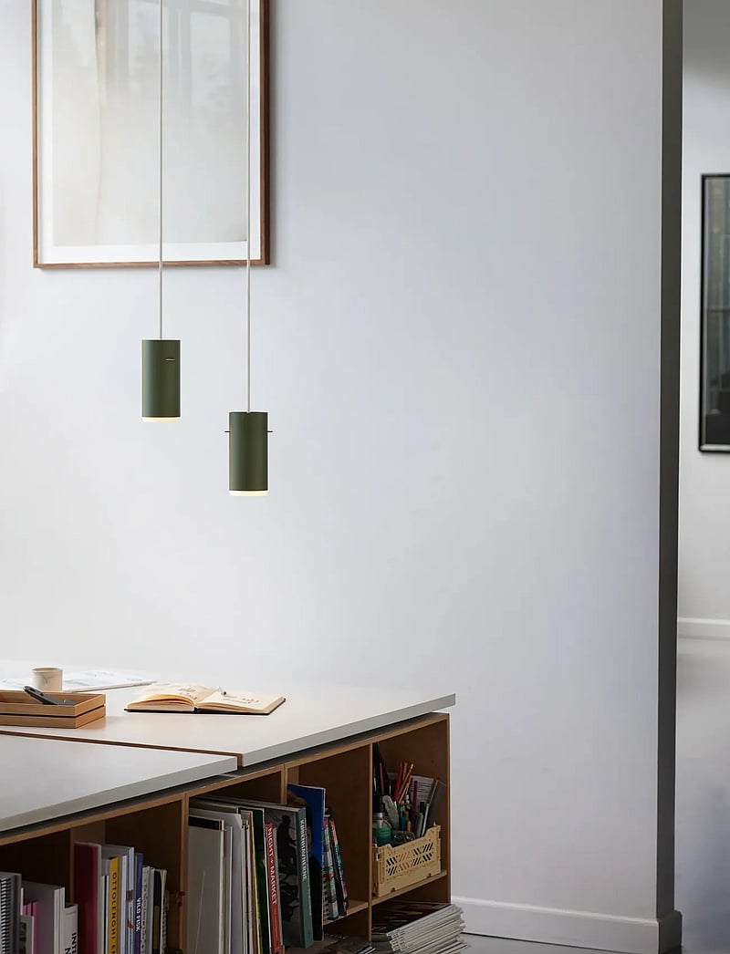 MOEBE - Tube Pendant, Warm Grey, Small - rippvalgustid - warm grey - 0