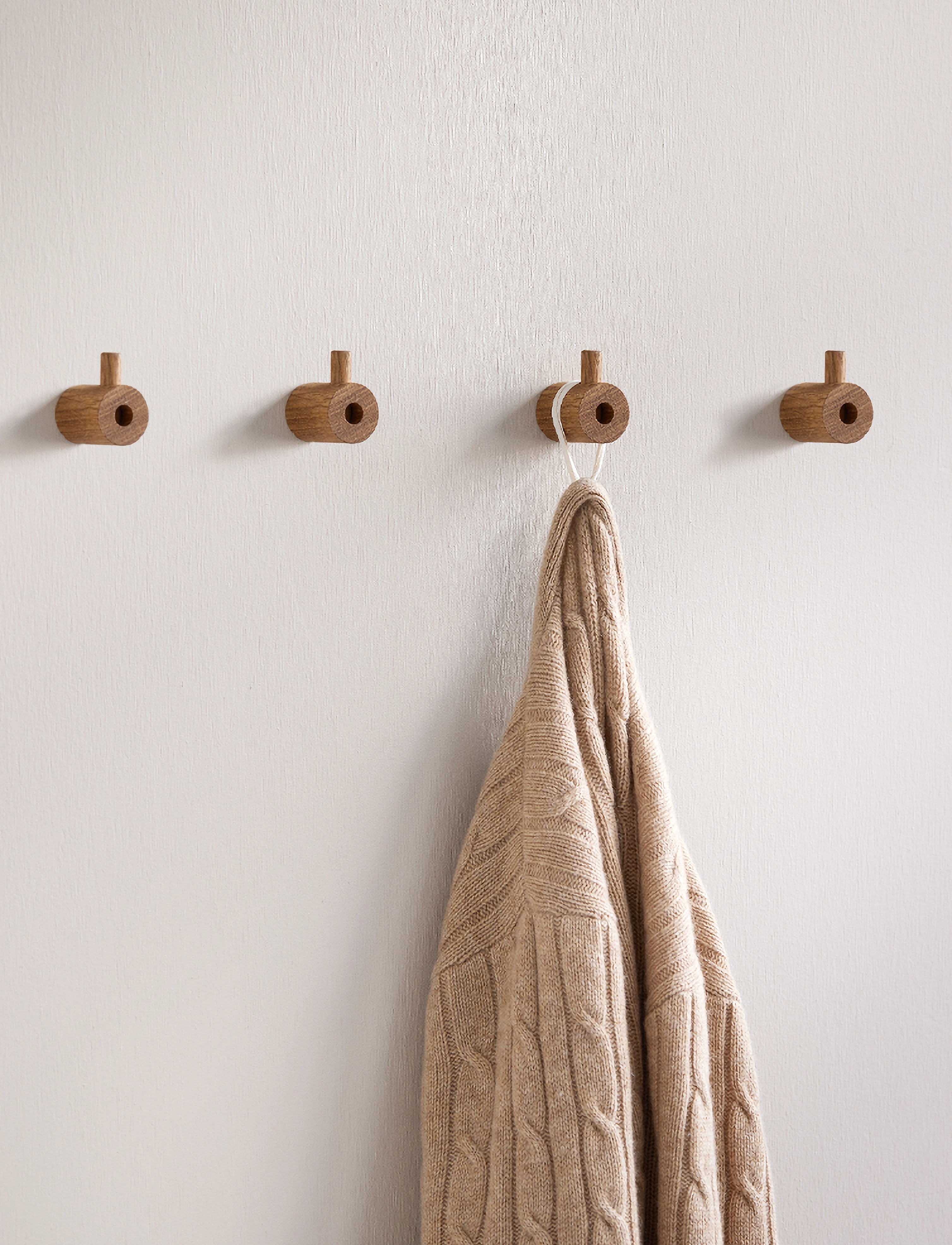 MOEBE Wooden Wall Hook, H:2.80 cm B:3.80 cm, Hooks & Knobs - Hooks, Homeware