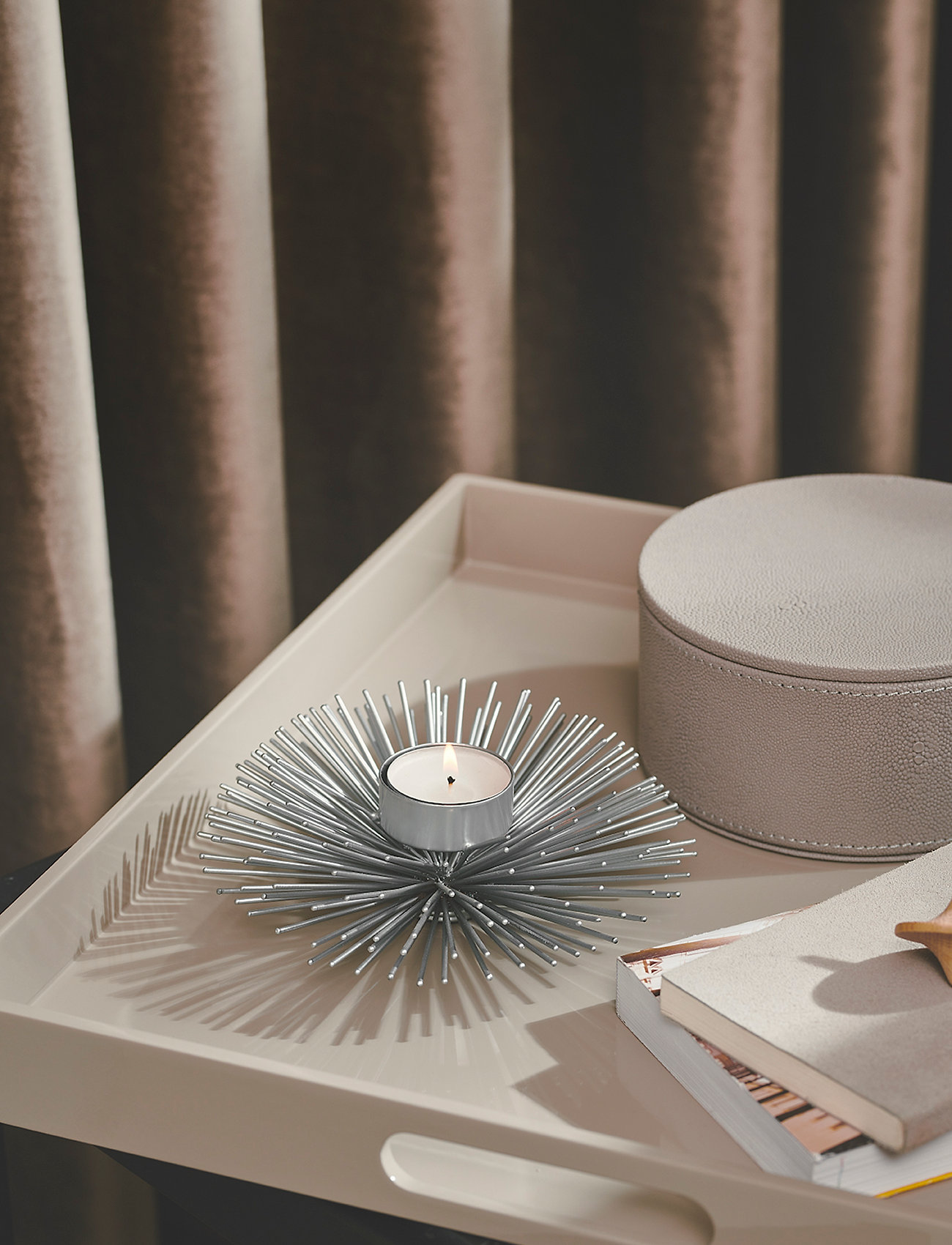 Mojoo - Lux Lacquer Tray w/handle - paplātes - fawn - 2