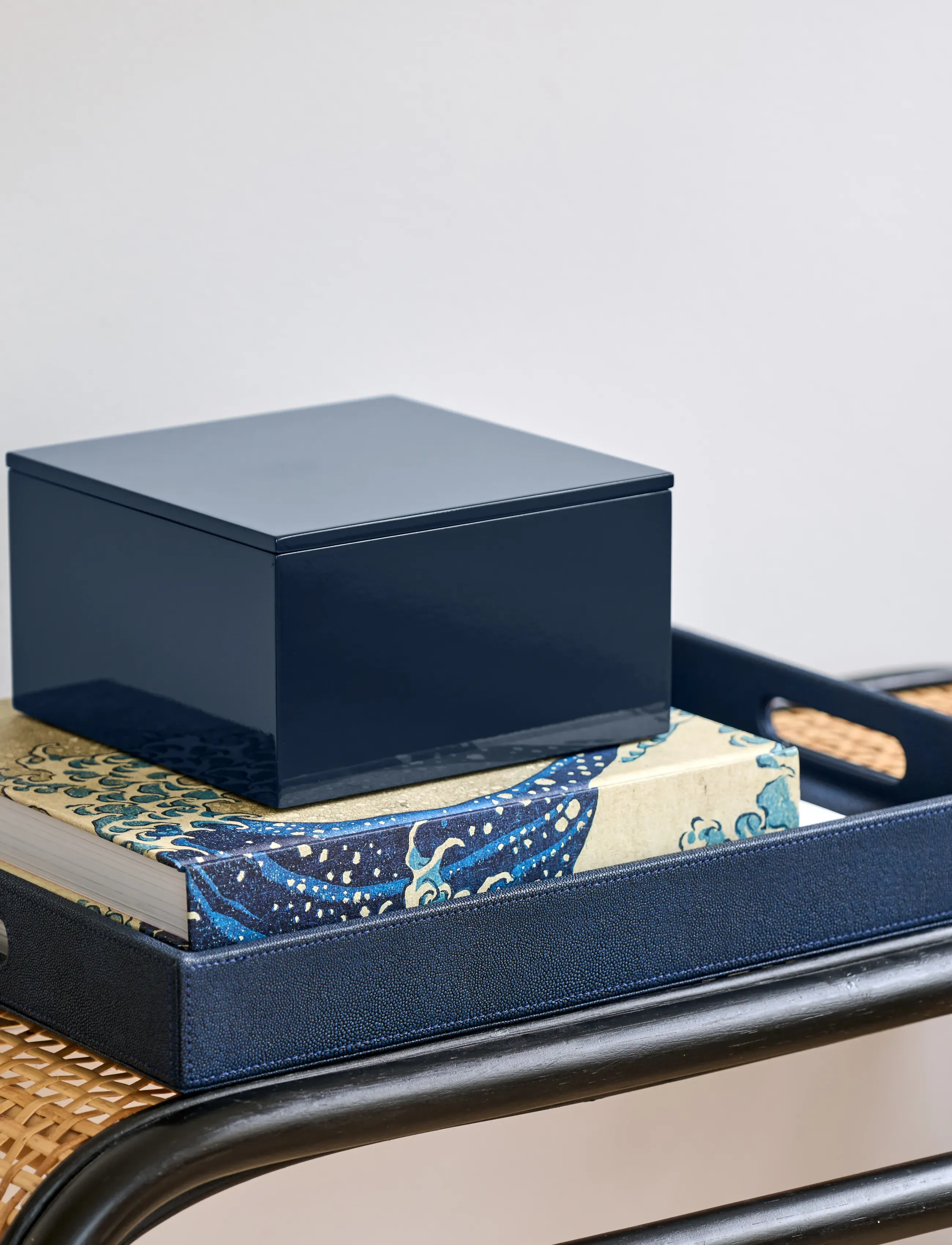 Mojoo Lux Lacquer Box, 19X19X10.5, Storage, Marineblau - Wooden Boxes, Homeware