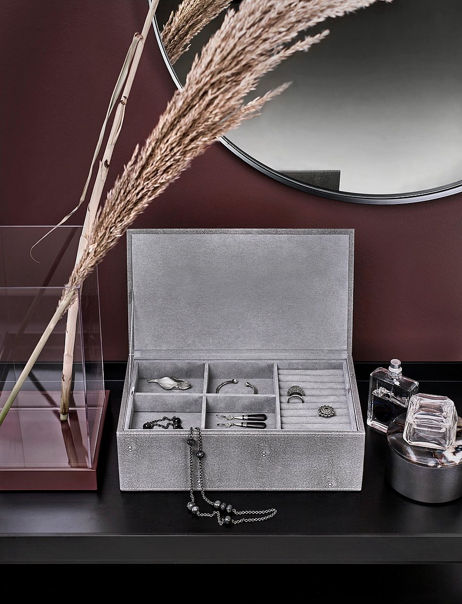 Mojoo - Sting Jewellery Box - schmuckschatullen - black - 0