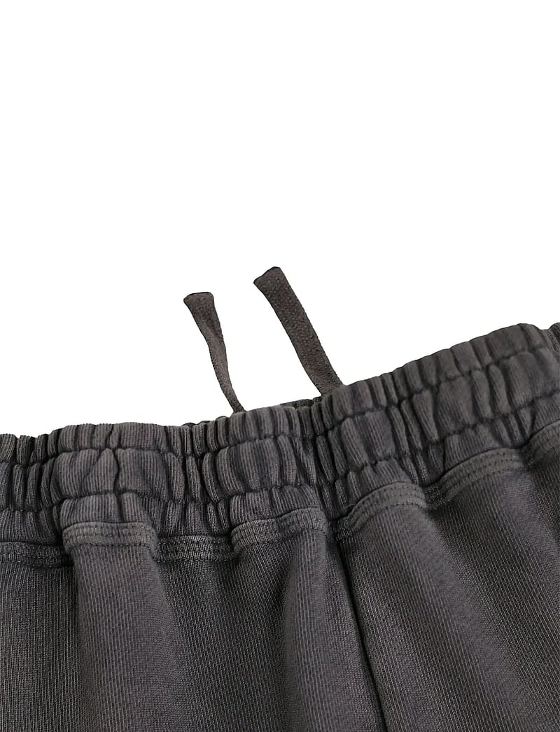 Molo - Addami - sweatshorts - raven - 2