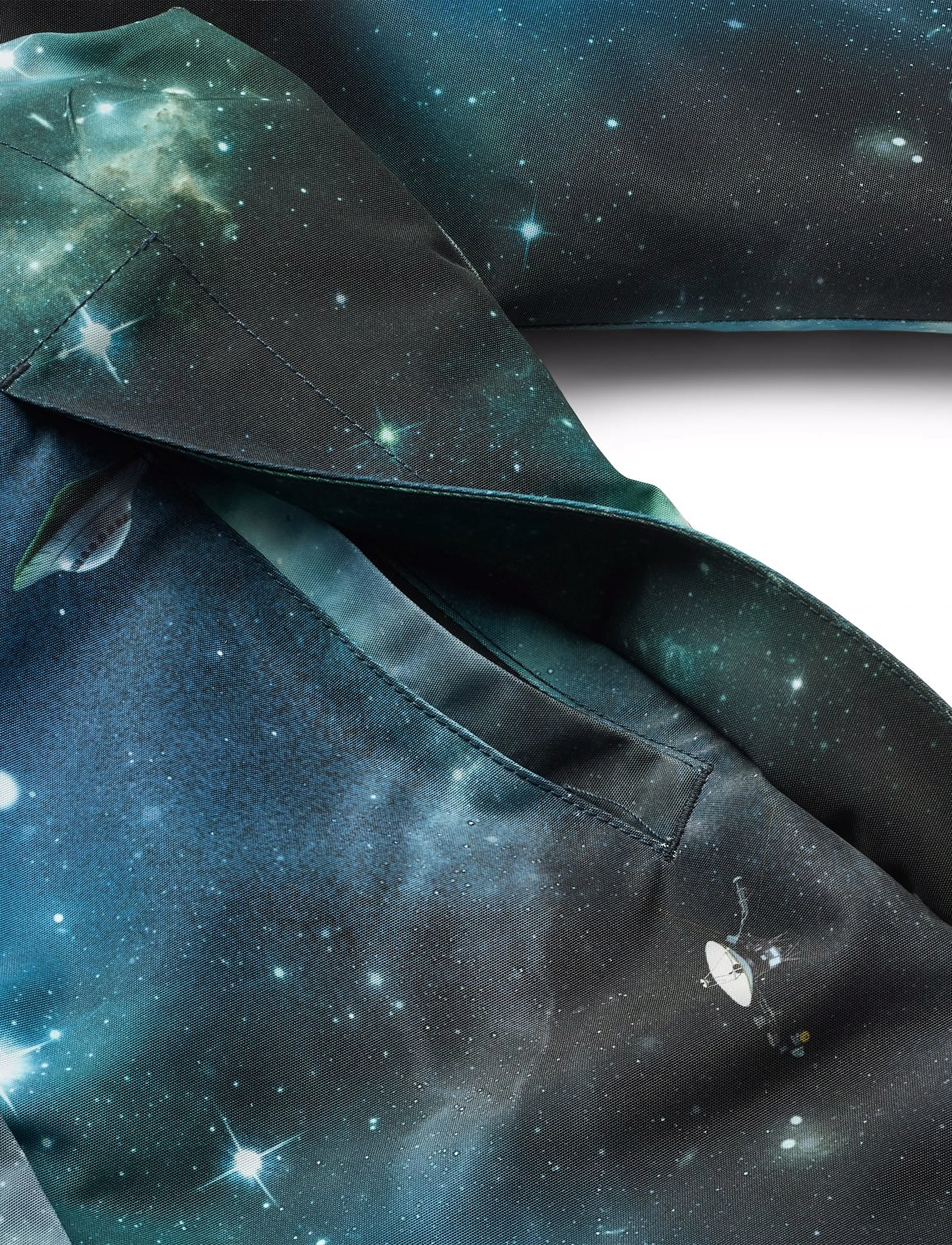 Molo - Pingo - talvekombinesoon - far out - 5