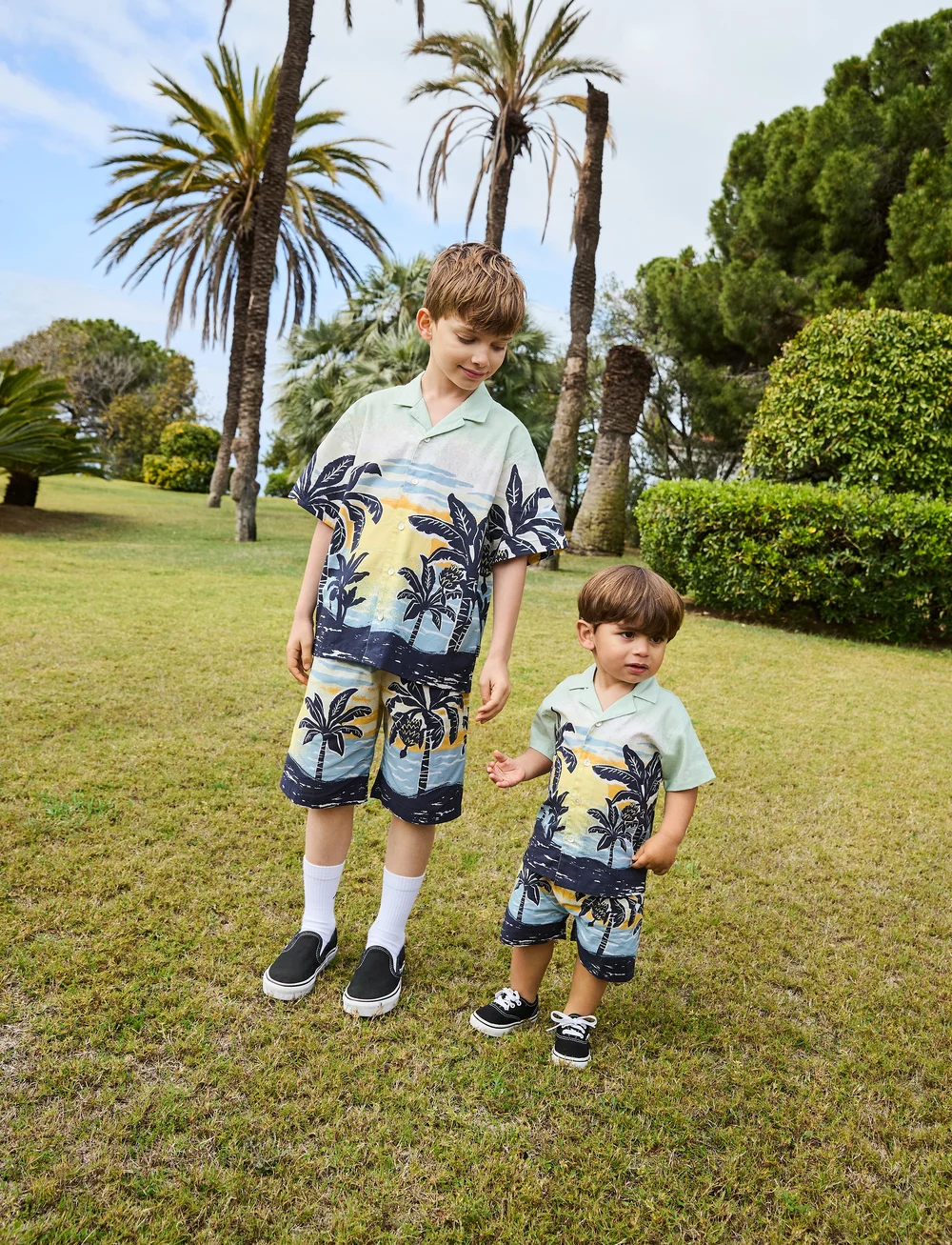 Molo - Solar - casual shorts - palm babynanas - 0