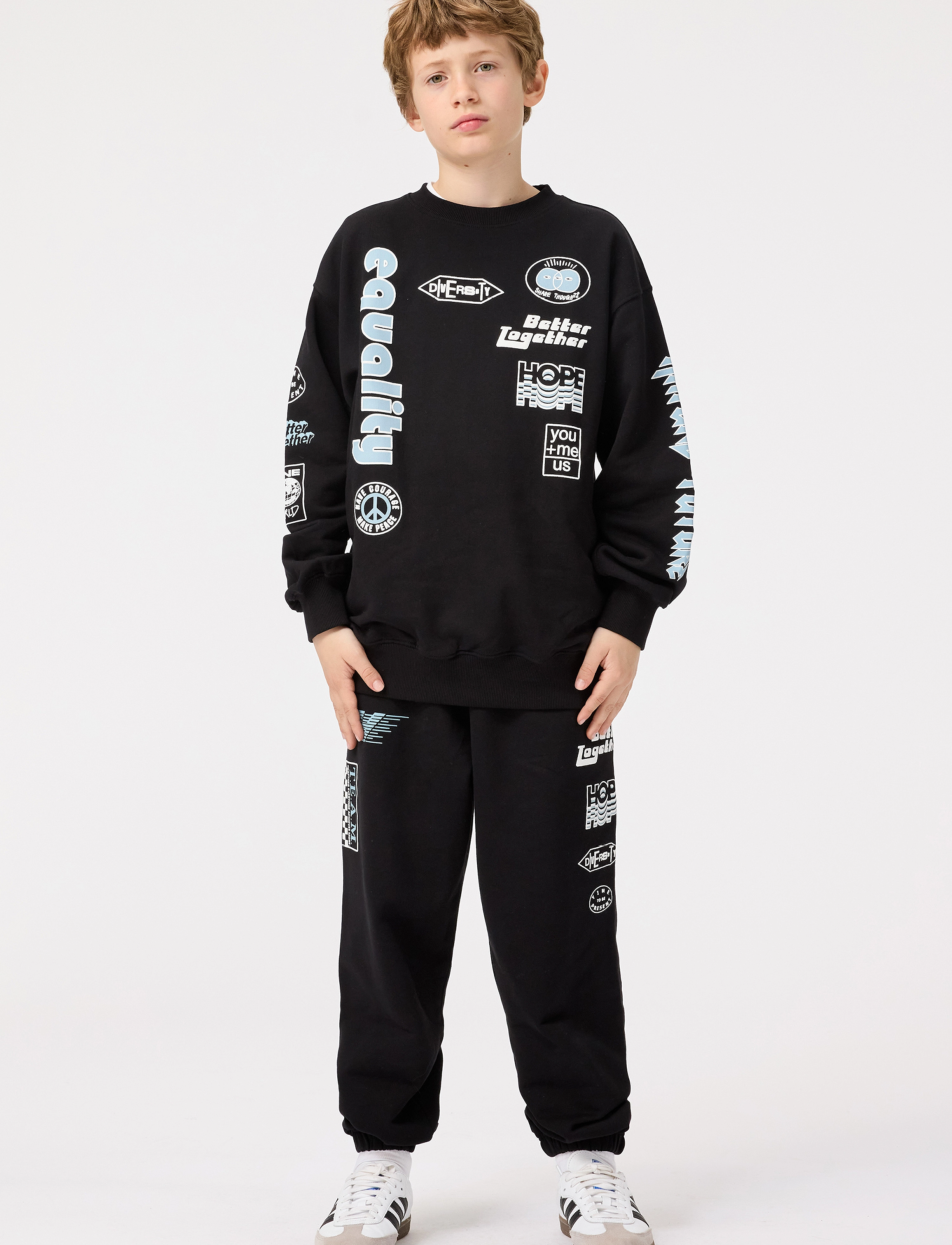 Molo Allen - Molo - MESSAGES! / black