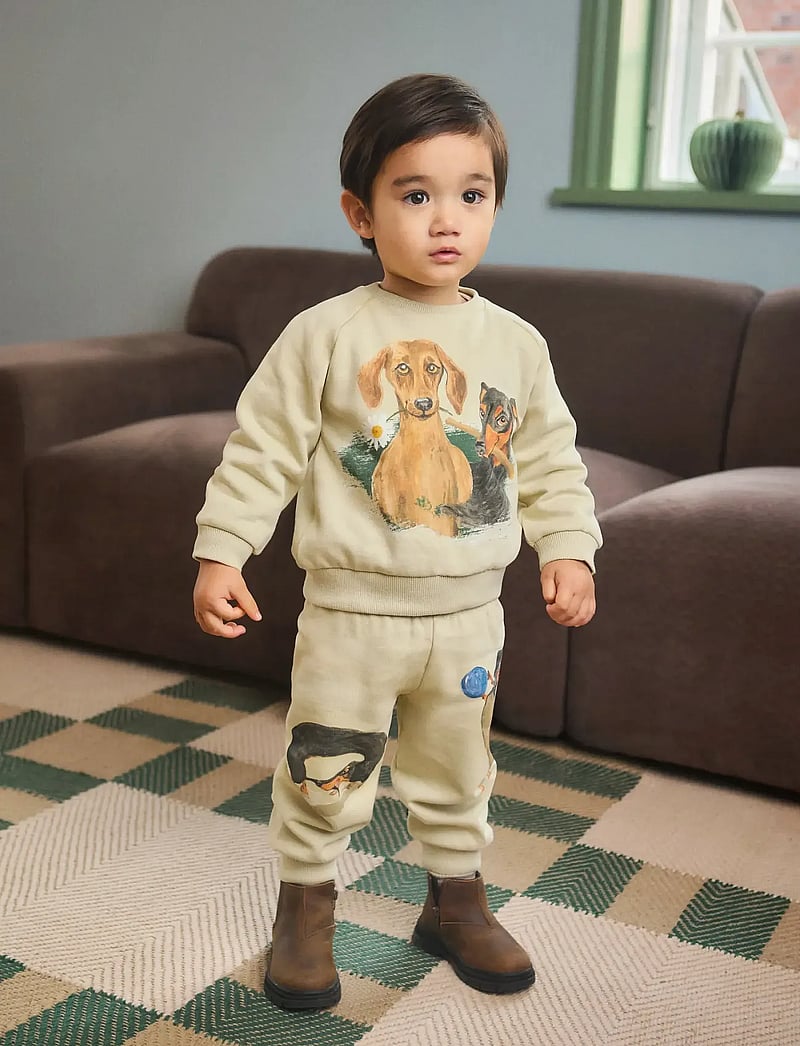 Molo - Simeon - sweatpants - dog play - 0