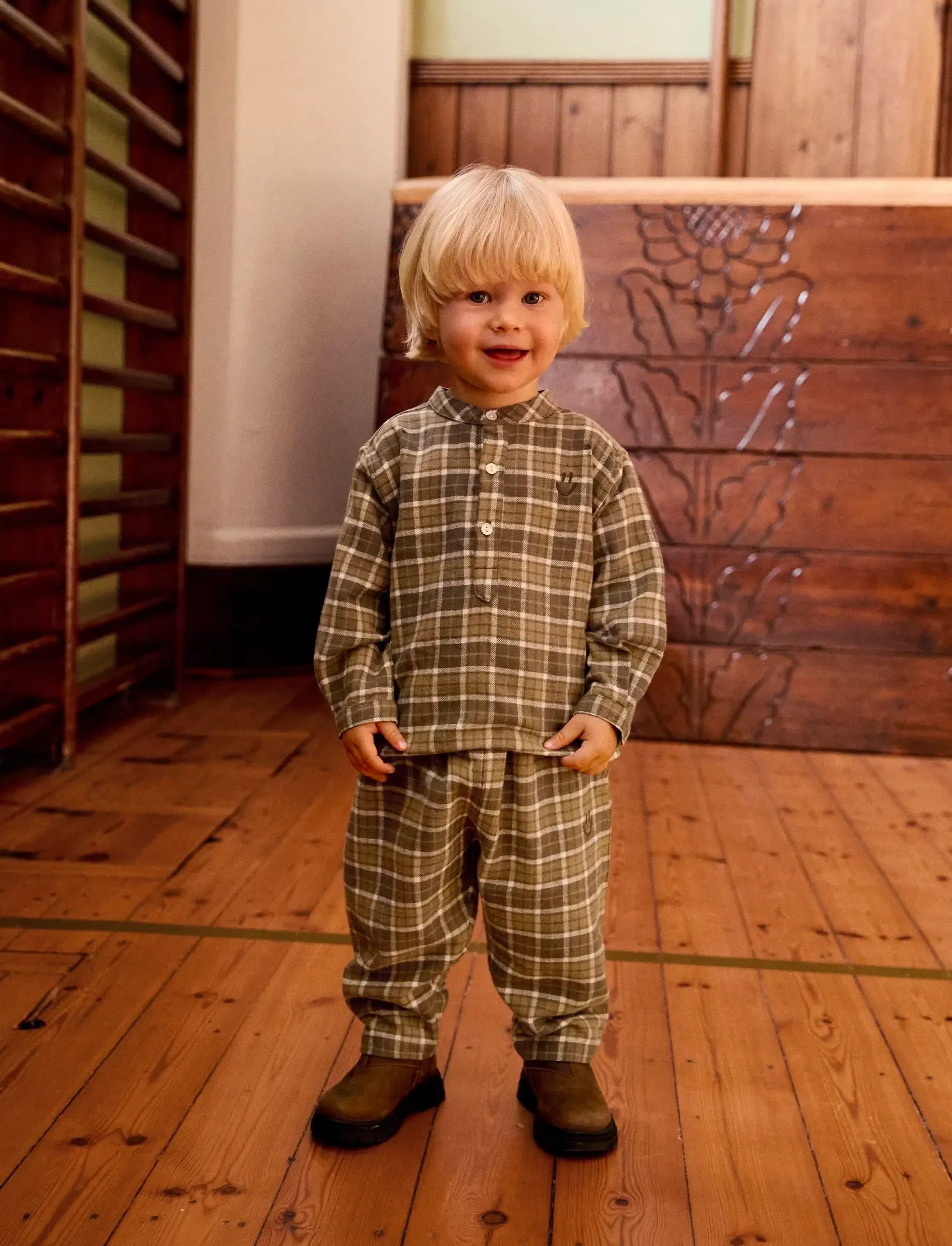 Molo Enoz, 92, Beige, Skjorter > Langærmede Shirts, Børn