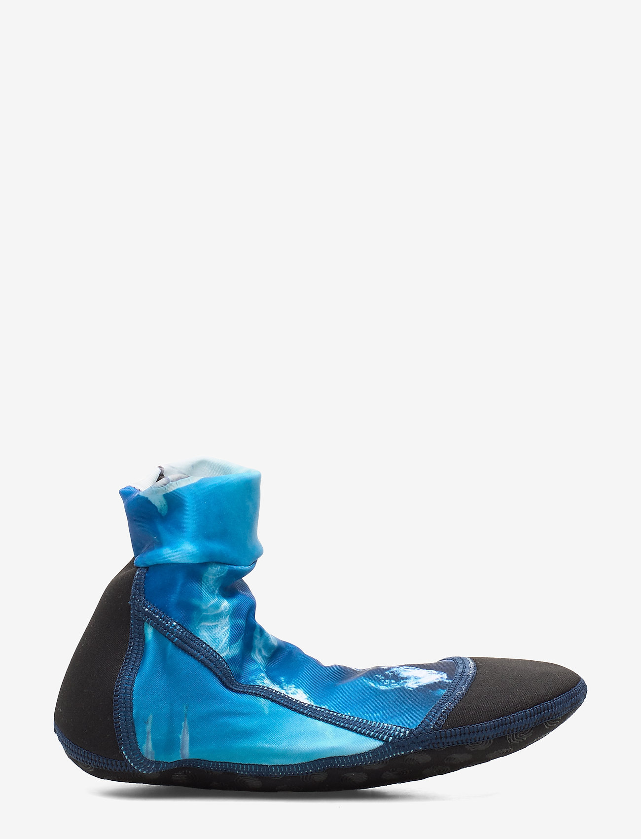 Molo - Zabi - above ocean - 1