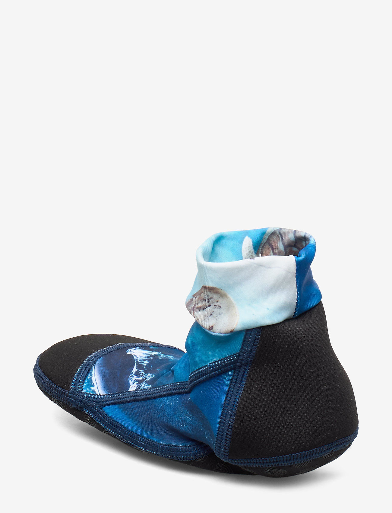 Molo - Zabi - above ocean - 2