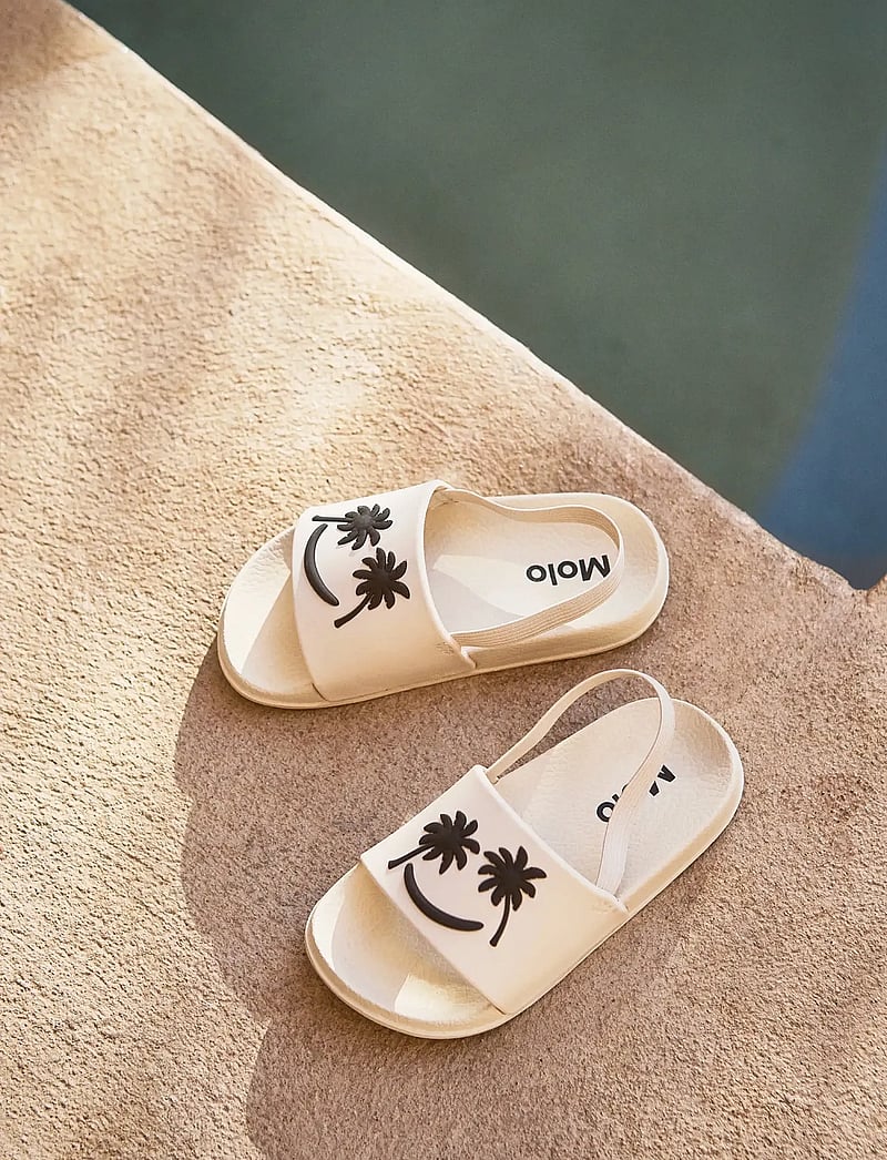 Molo - Zhappy - badtofflor - whitecap - 5