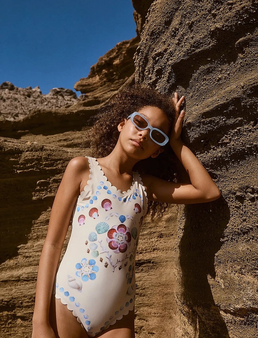 Molo - Noelle - uv clothing - sea shell deco - 4