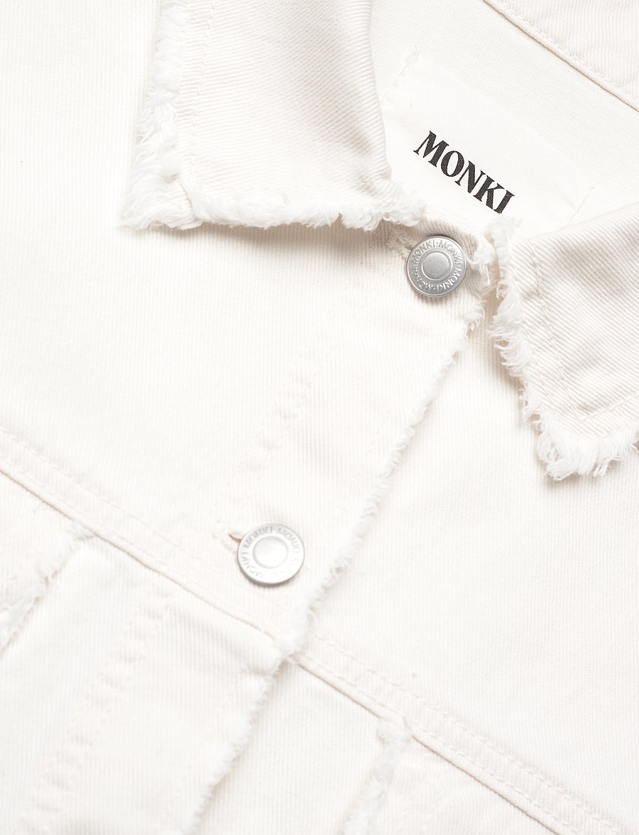 Monki - Cropped Boxy Twill Jacket - light jackets - white light - 2