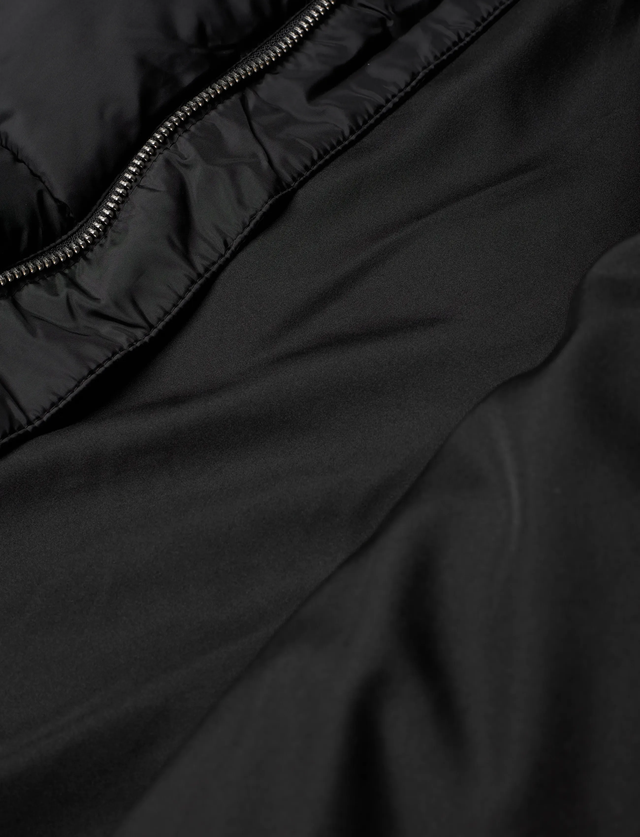 Monki - Puffer jacket - talvejoped - black dark - 4