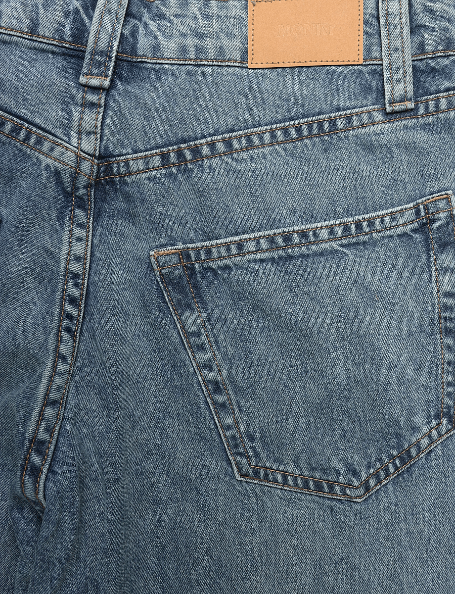 Monki - Peggy Low Rise Loose Baggy Jeans - hosen mit weitem bein - blue wash - 4