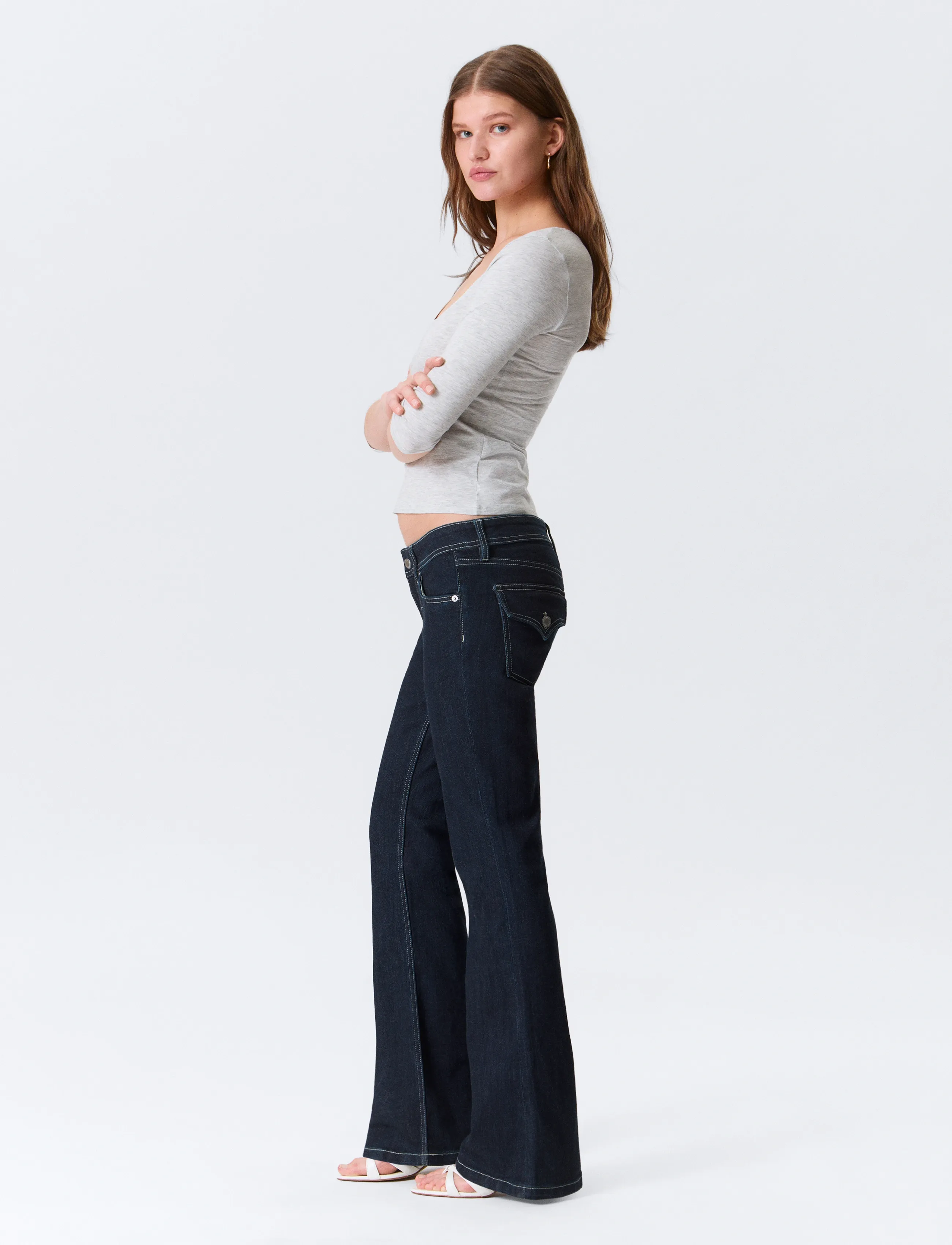 Monki - Low Rise Slim Flared Leg Jeans - flared jeans - denim blue dark - 3