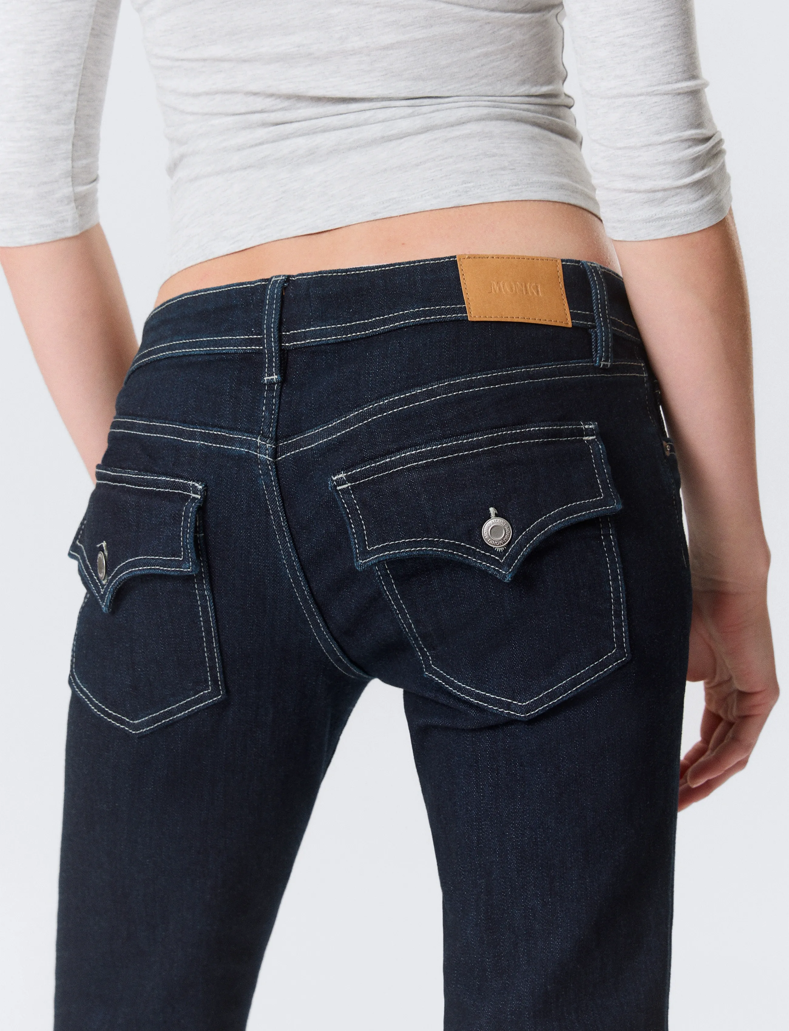 Monki - Low Rise Slim Flared Leg Jeans - flared jeans - denim blue dark - 5