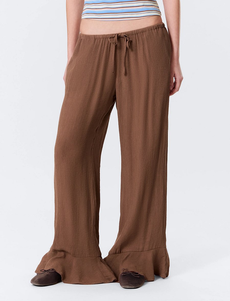 Monki - Mid Rise Loose Flounce Trousers - bikses ar platām starām - brown medium dusty - 3
