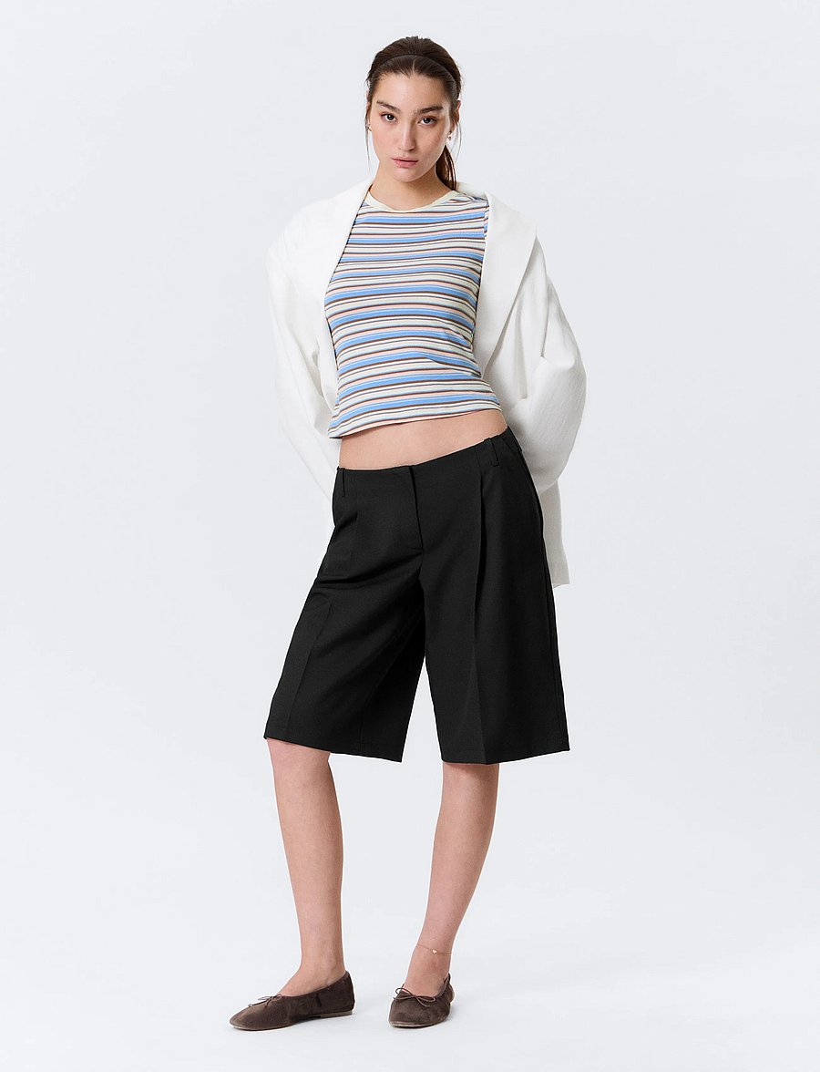 Monki - Wide jorts - bermudashorts - black dark - 0