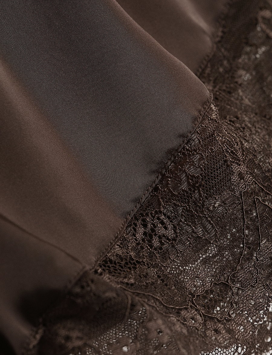 Monki - Short Satin Lace Shorts - shorts - brown dark - 2