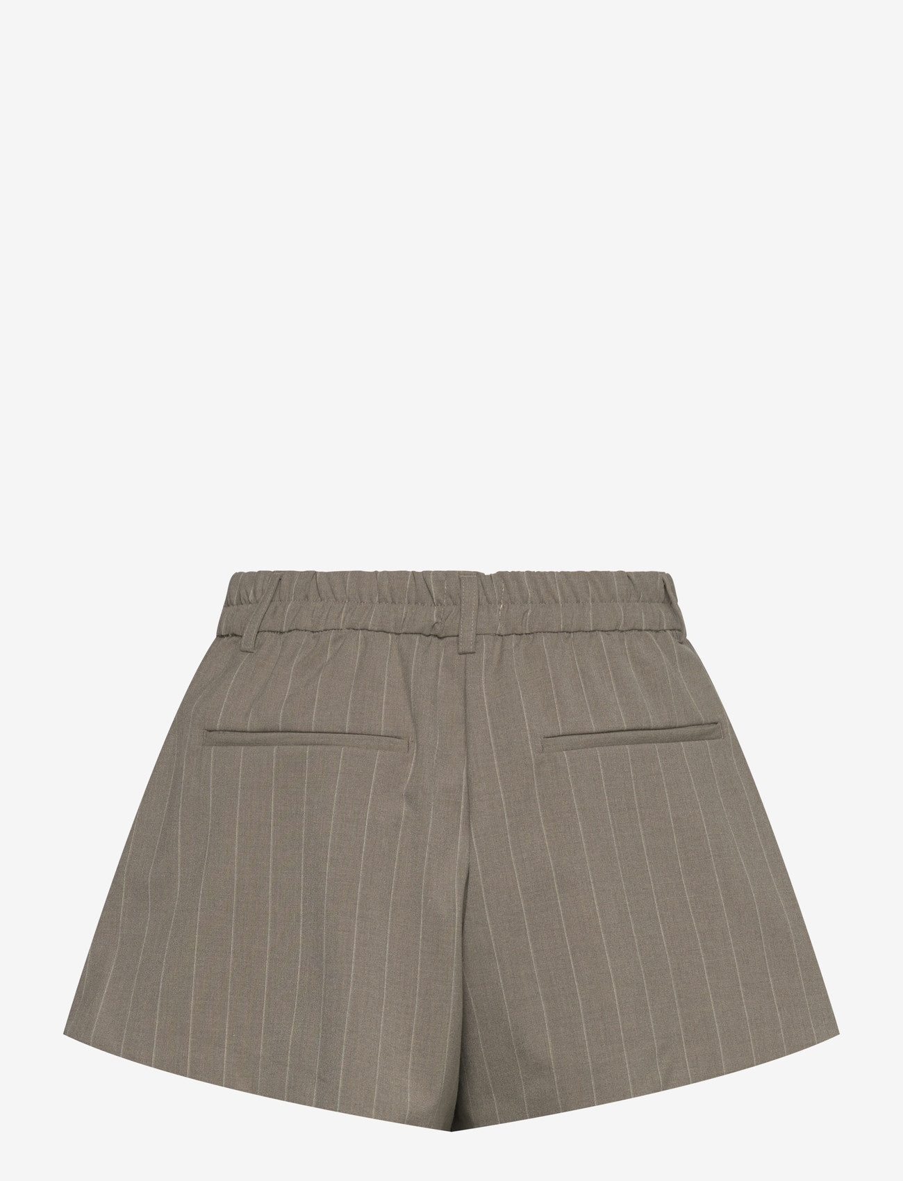 Monki - Relaxed Pleated Mini Suiting Shorts - casual shorts - beige medium dusty - 1