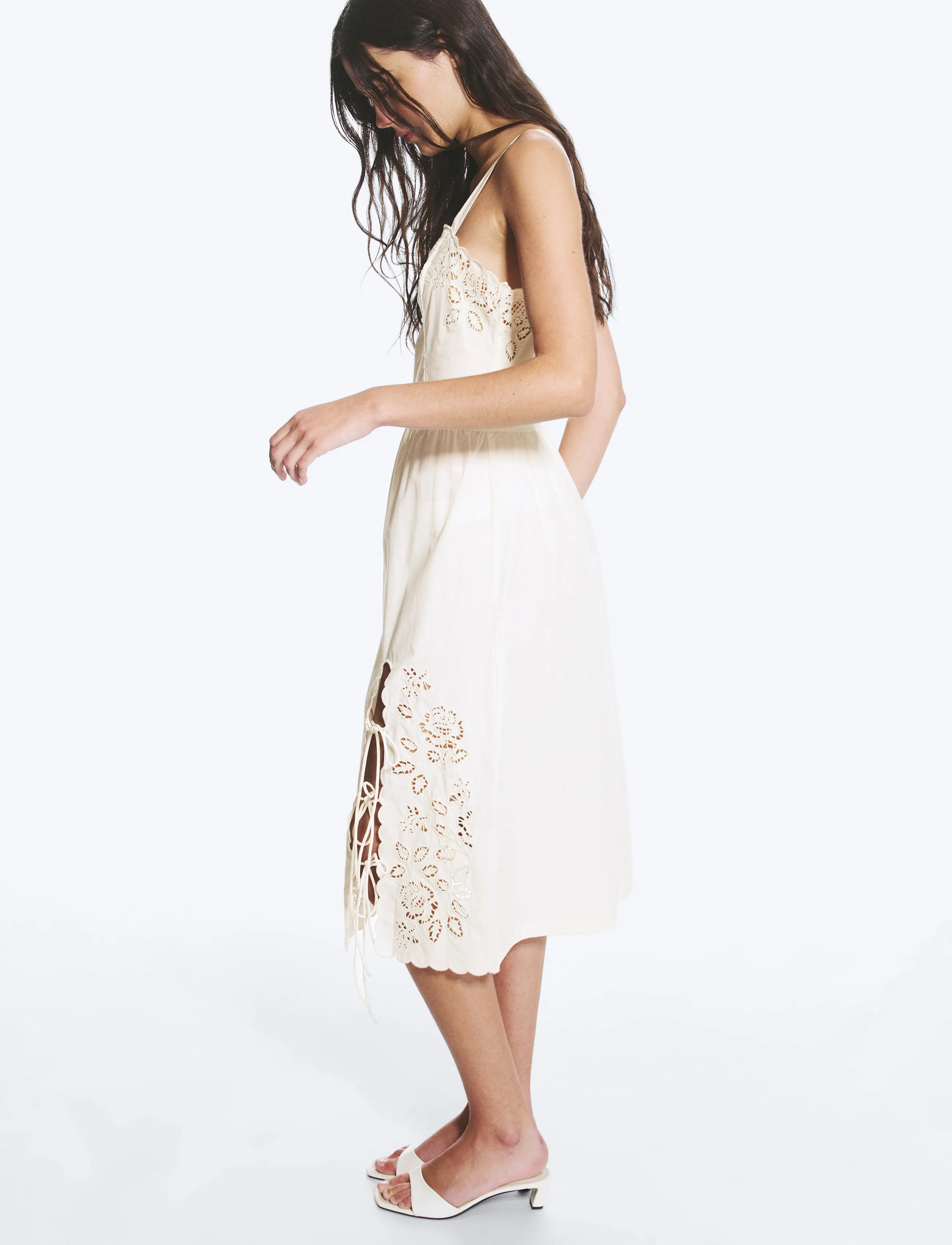 Monki - Broderi anglais dress - summer dresses - white light - 4