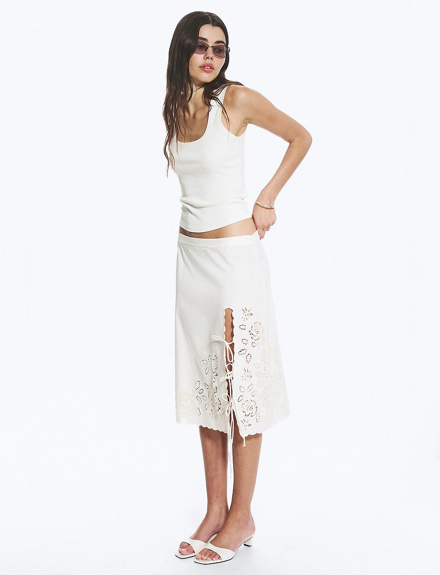 Monki - Broderie Anglais Skirt - midi-röcke - white light - 0
