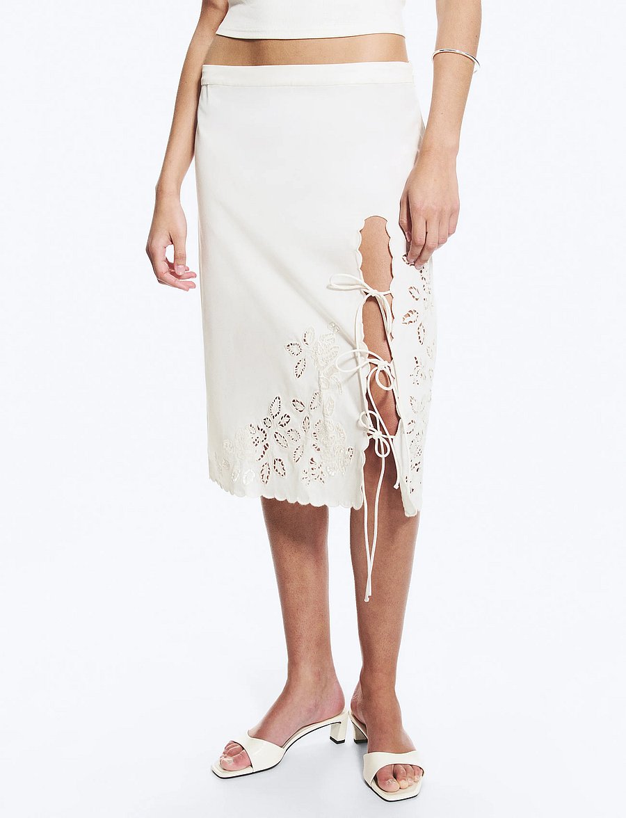 Monki - Broderie Anglais Skirt - midi-röcke - white light - 3