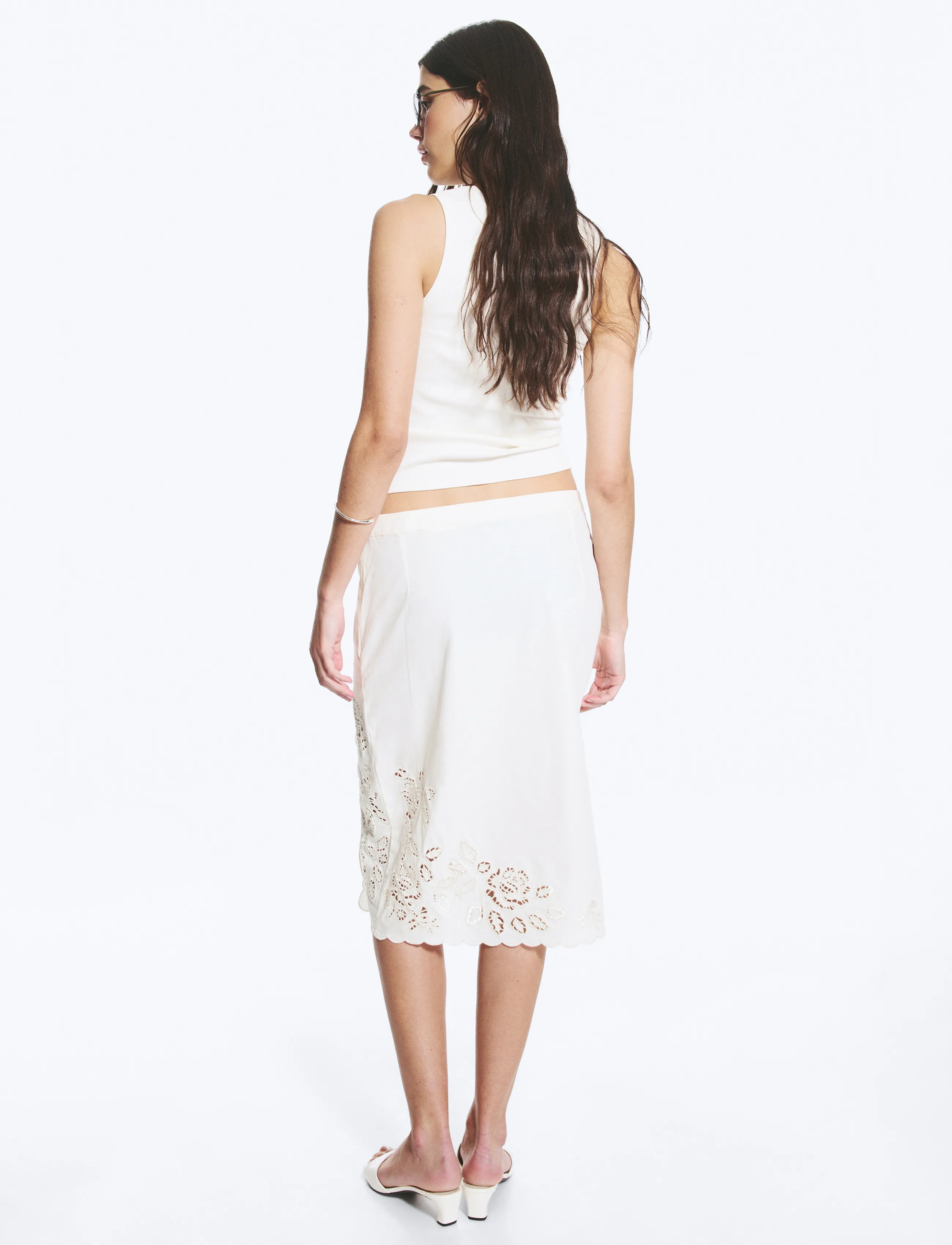 Monki - Broderie Anglais Skirt - midi nederdele - white light - 5
