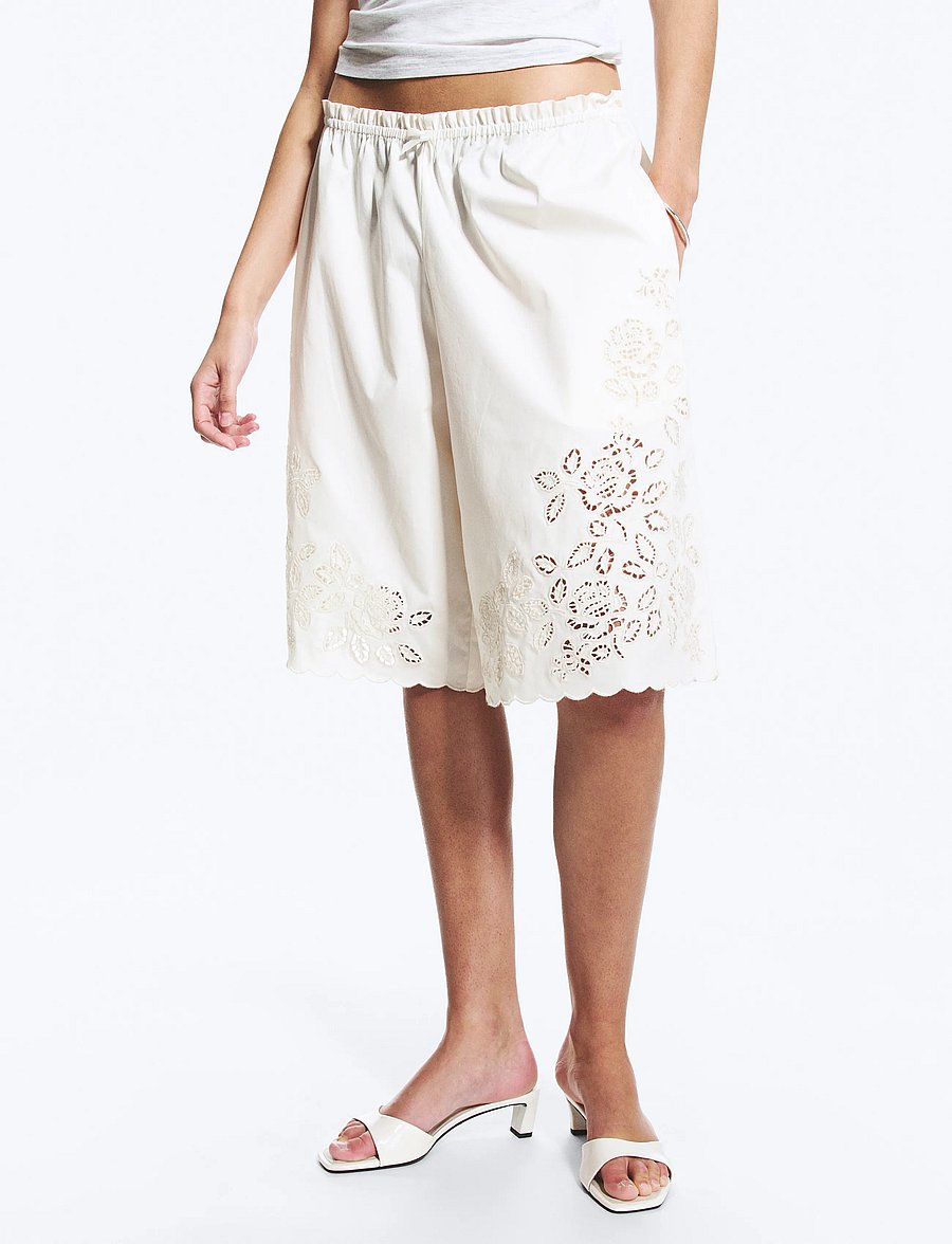 Monki - Broderi anglais jorts - casual shorts - white light - 0