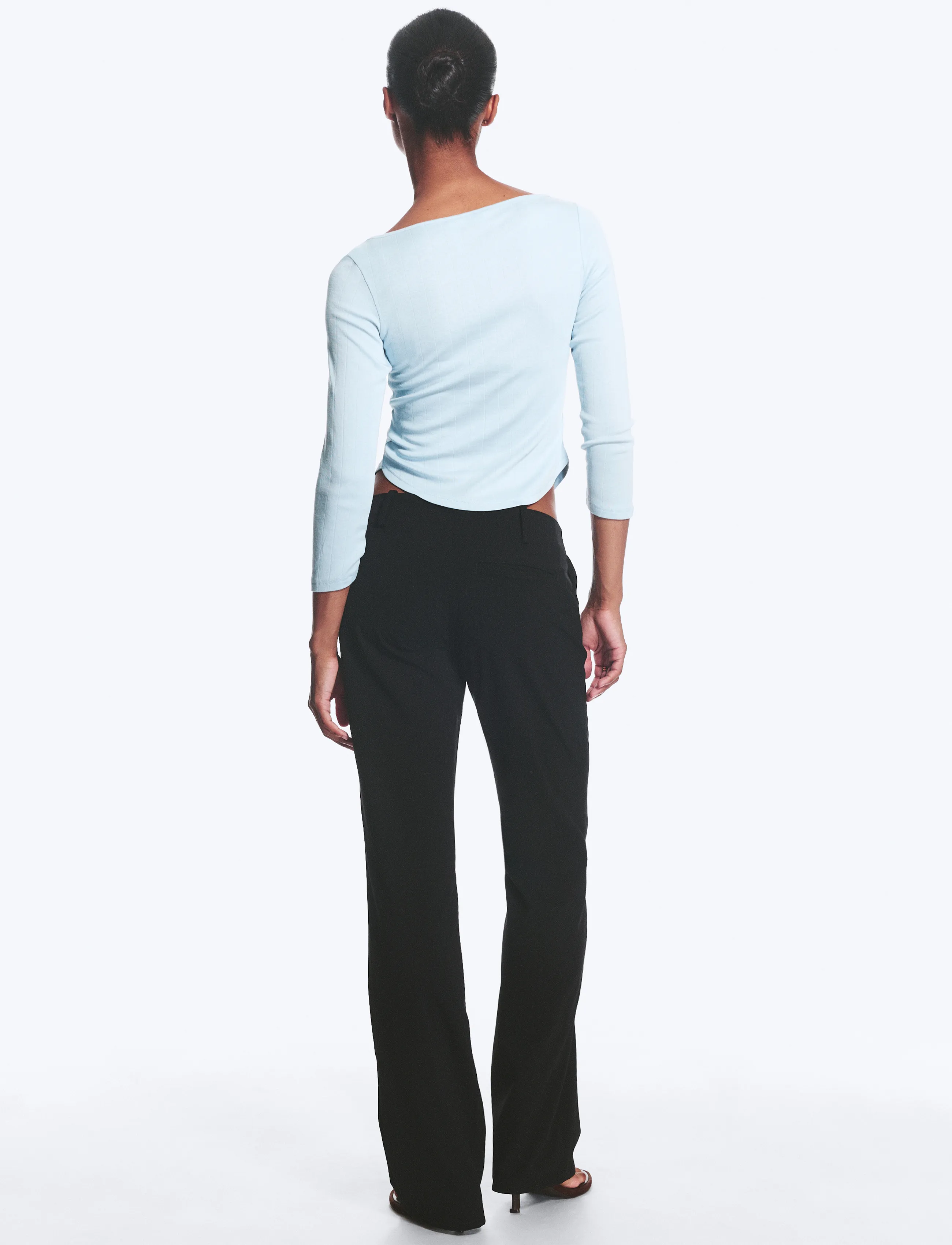 Monki - Straight Trousers - schlaghosen - black dark - 4