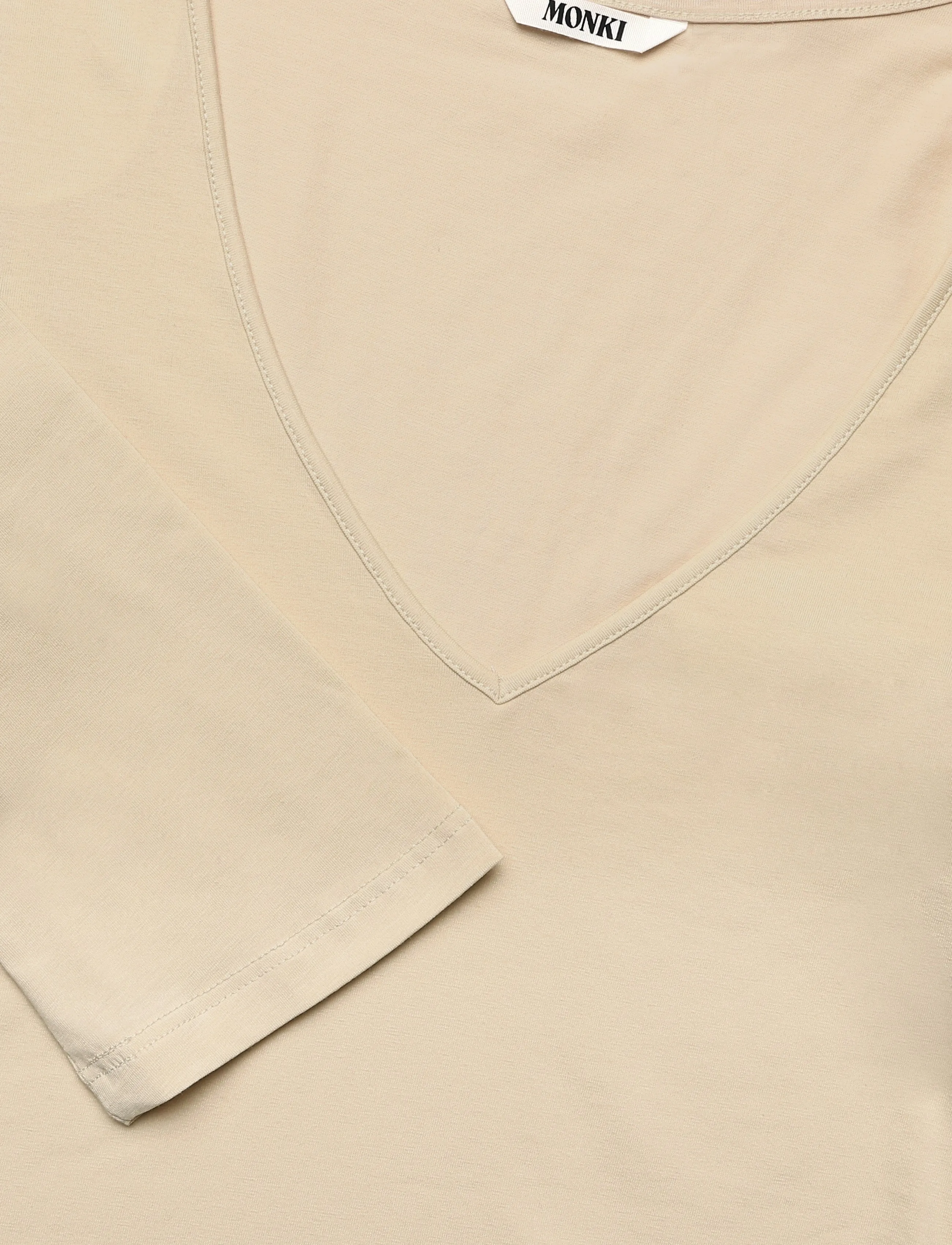 Monki - V-Neck Longsleeve - long-sleeved tops - beige dusty light - 2