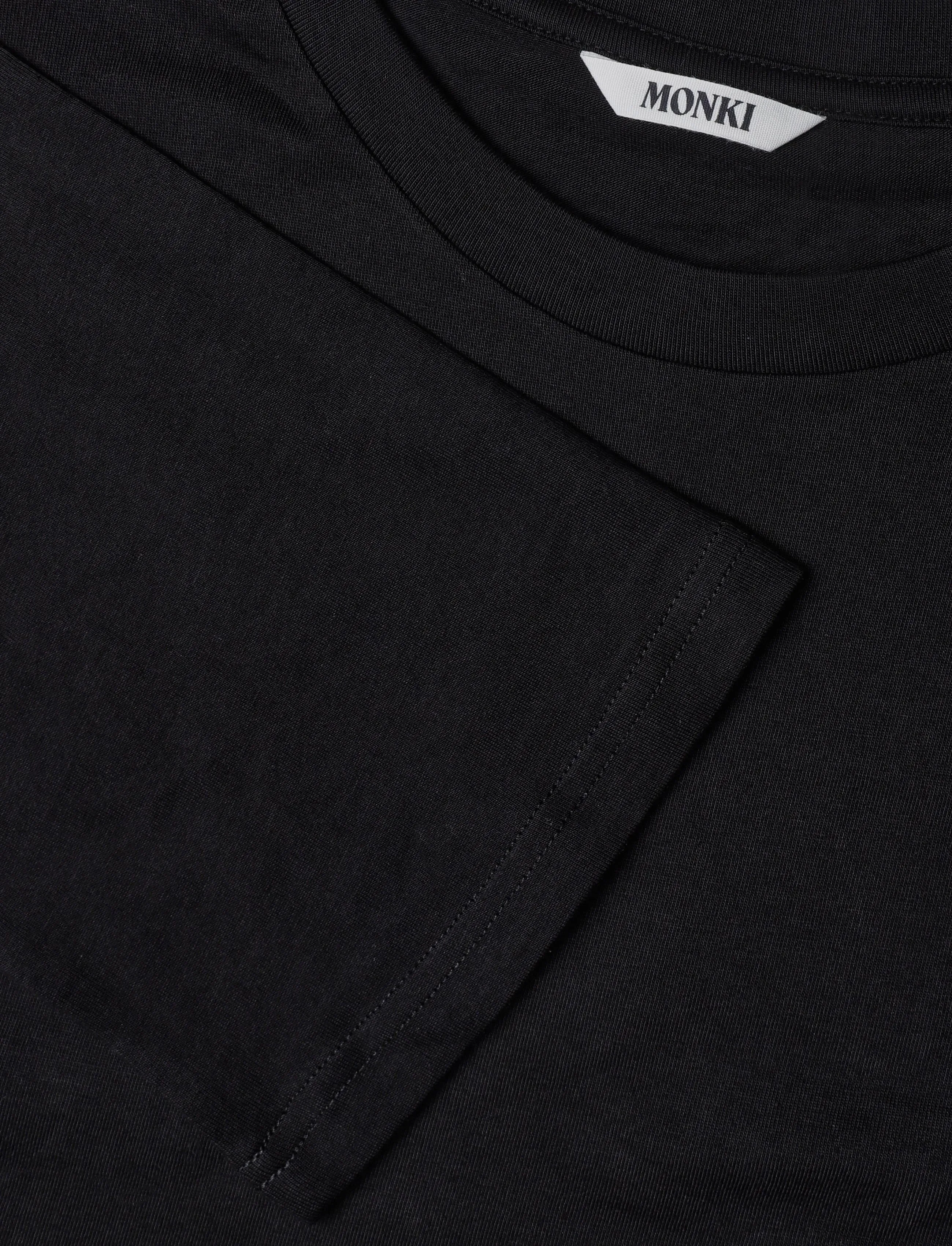 Monki - Rounded neck Waisted LS - black dark - 2