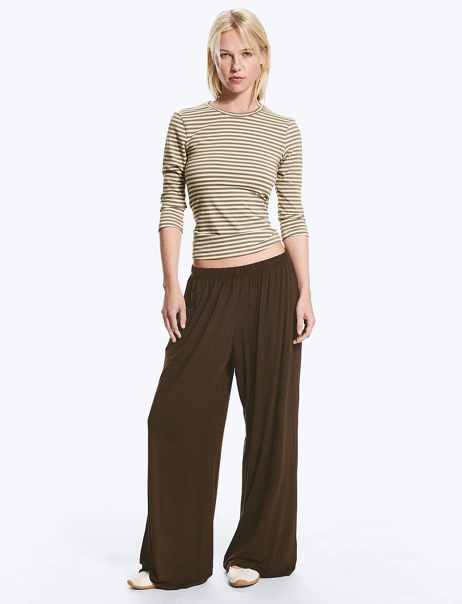 Monki - Rlxd Viscose Trousers - hosen mit weitem bein - brown dark - 0