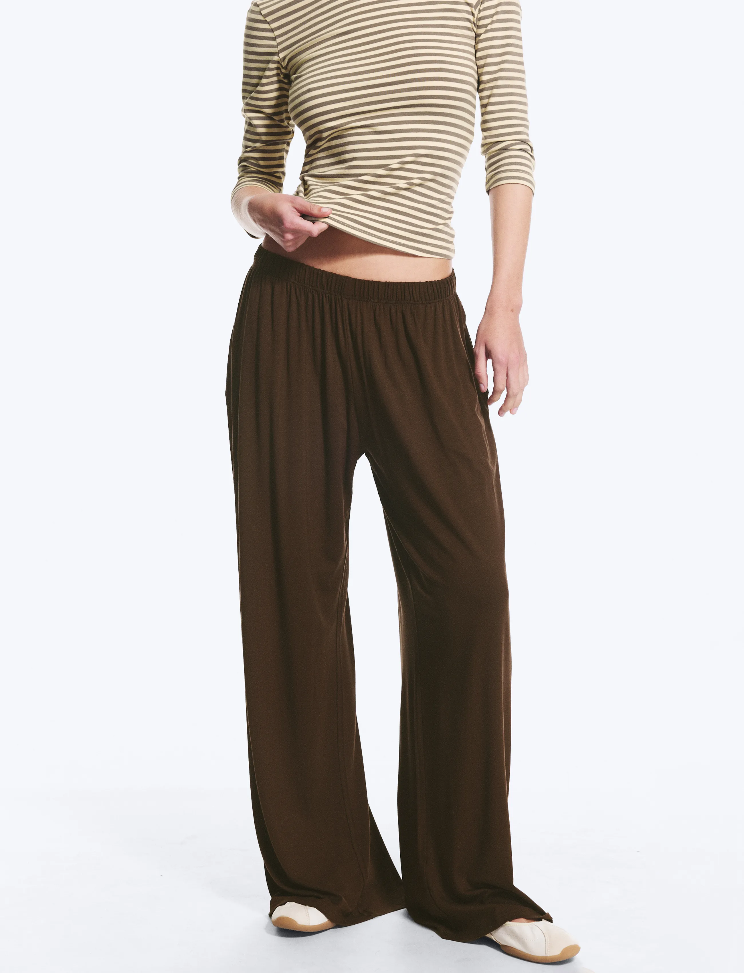 Monki - Rlxd Viscose Trousers - bukser med brede ben - brown dark - 3