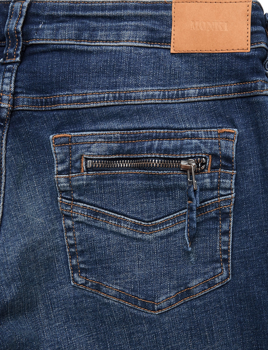Monki - Low Waisted Zip Jeans - flared jeans - denim blue dark - 4