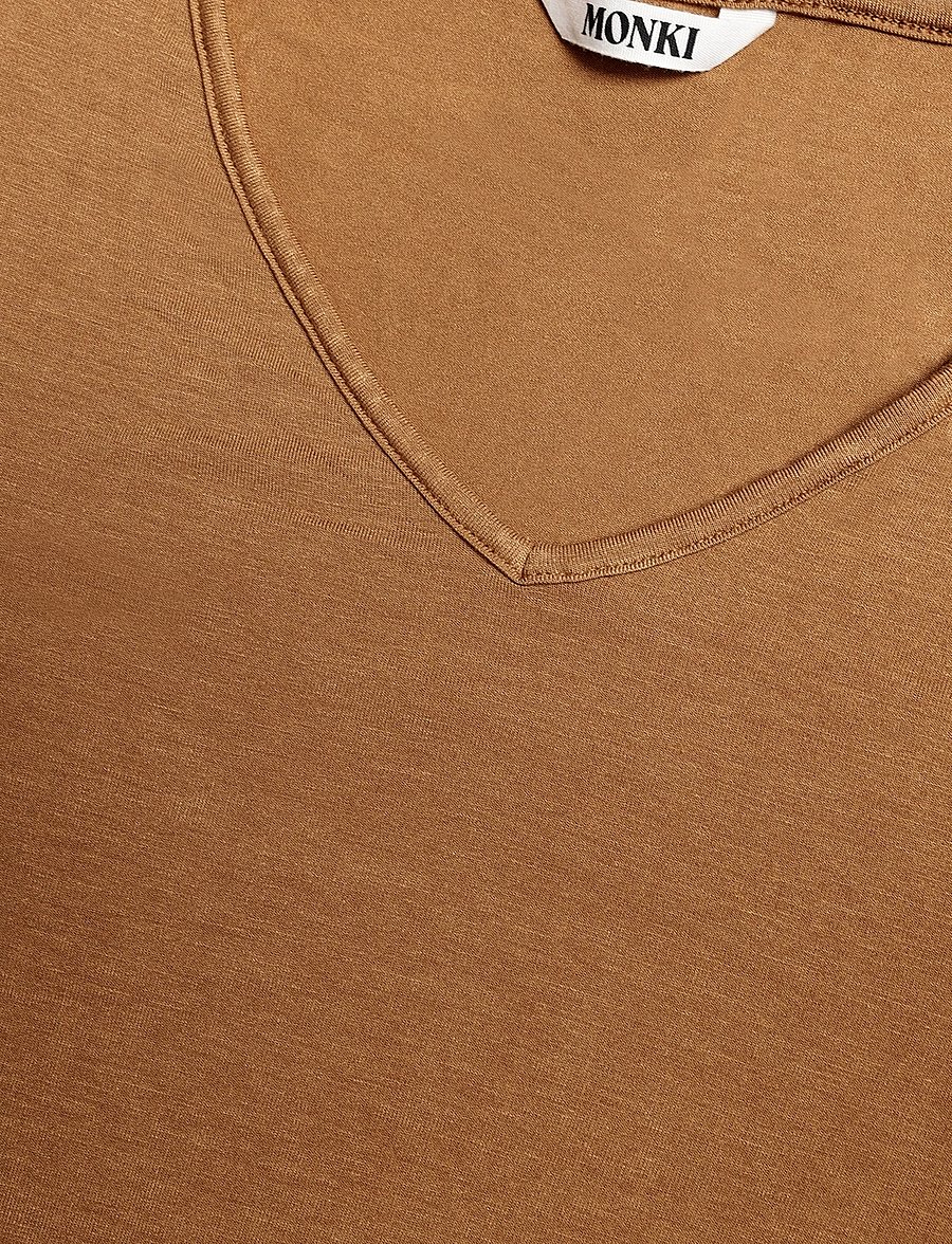Monki - Anti-plunge V-neck top - pikkade varrukatega topid - brown medium dusty - 2