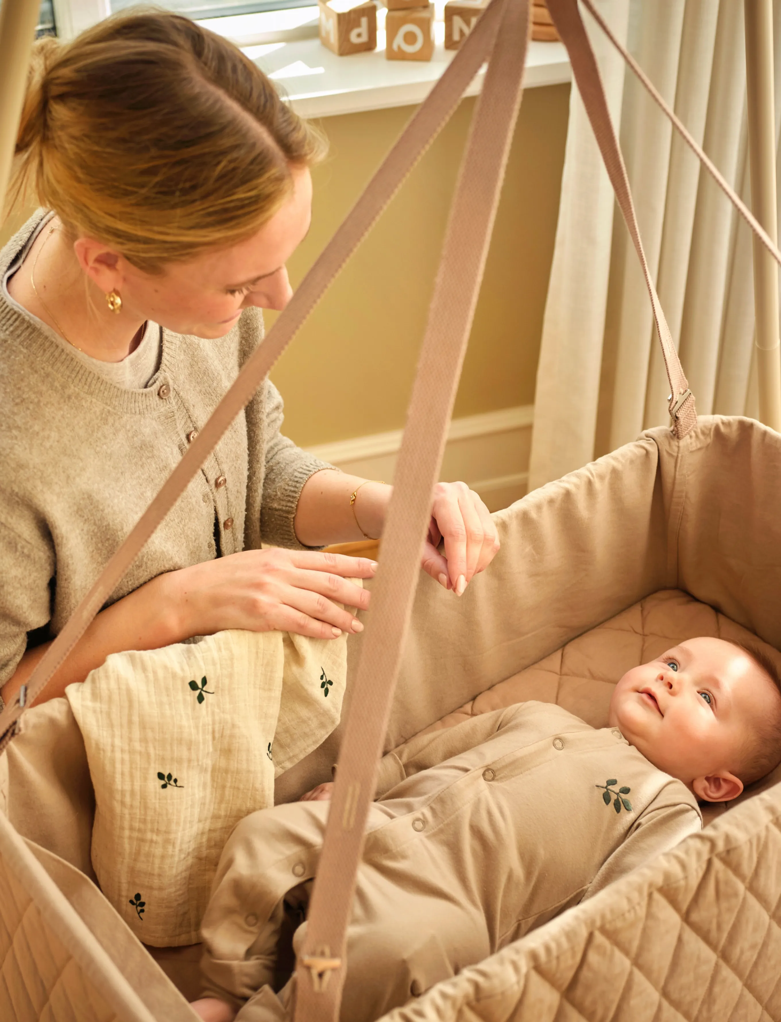 Moonboon Sleep suit & bonnet giftbox - Moonboon - EARTH / beige