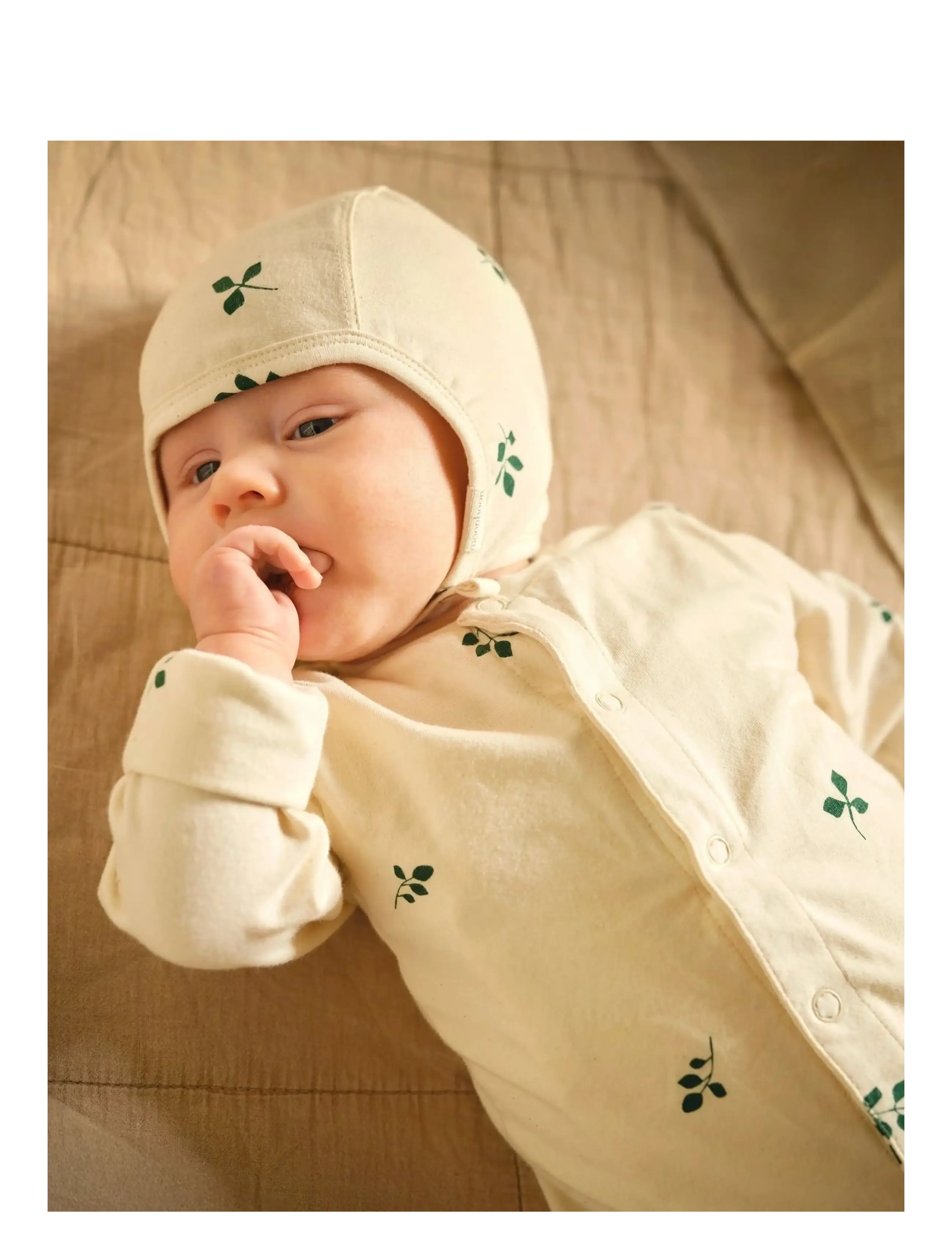 Moonboon - Sleep suit & bonnet giftbox - sæt med langærmet t-shirt - leaf - 2