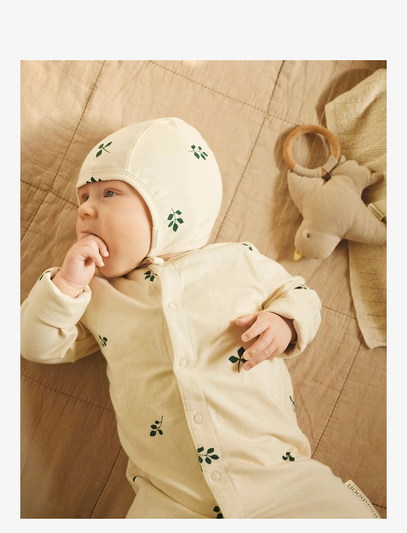 Moonboon - Sleep suit & bonnet giftbox, 9-12 m. - sets with long-sleeved t-shirt - leaf - 1