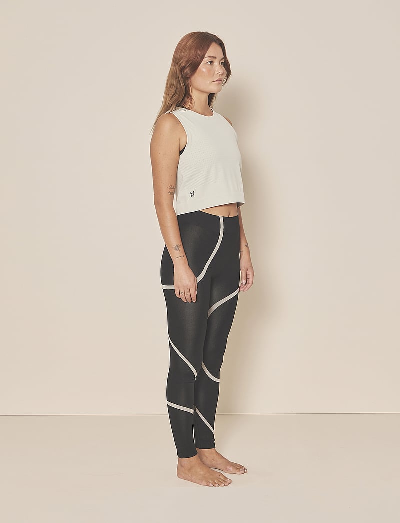 Moonchild Yoga Wear - Box Tank Top - crop tops - pumice - 3