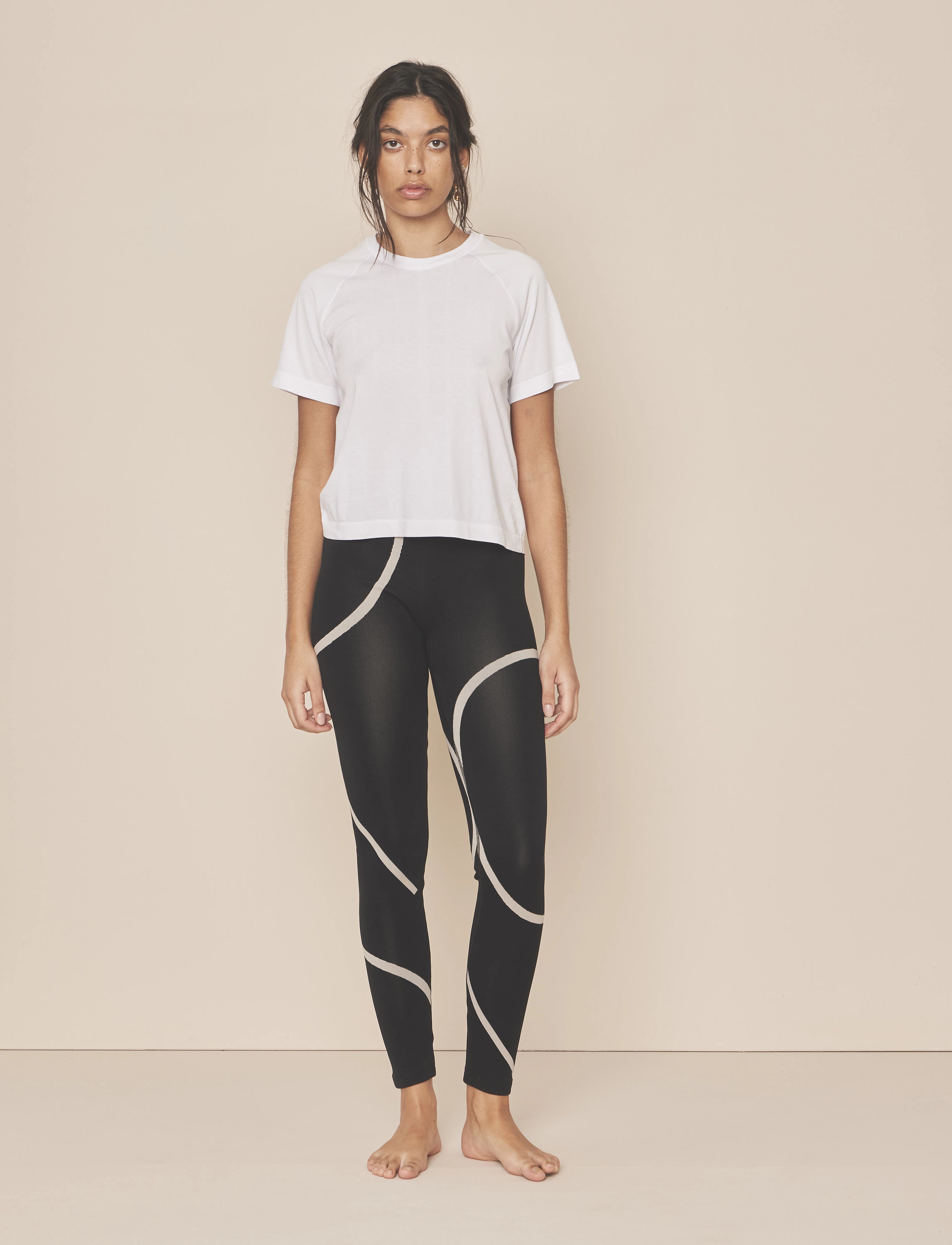 Moonchild Yoga Wear Moonchild Monogram Tee, S, White, Sports Overdele & T-shirts > Sport T-shirts, Dame
