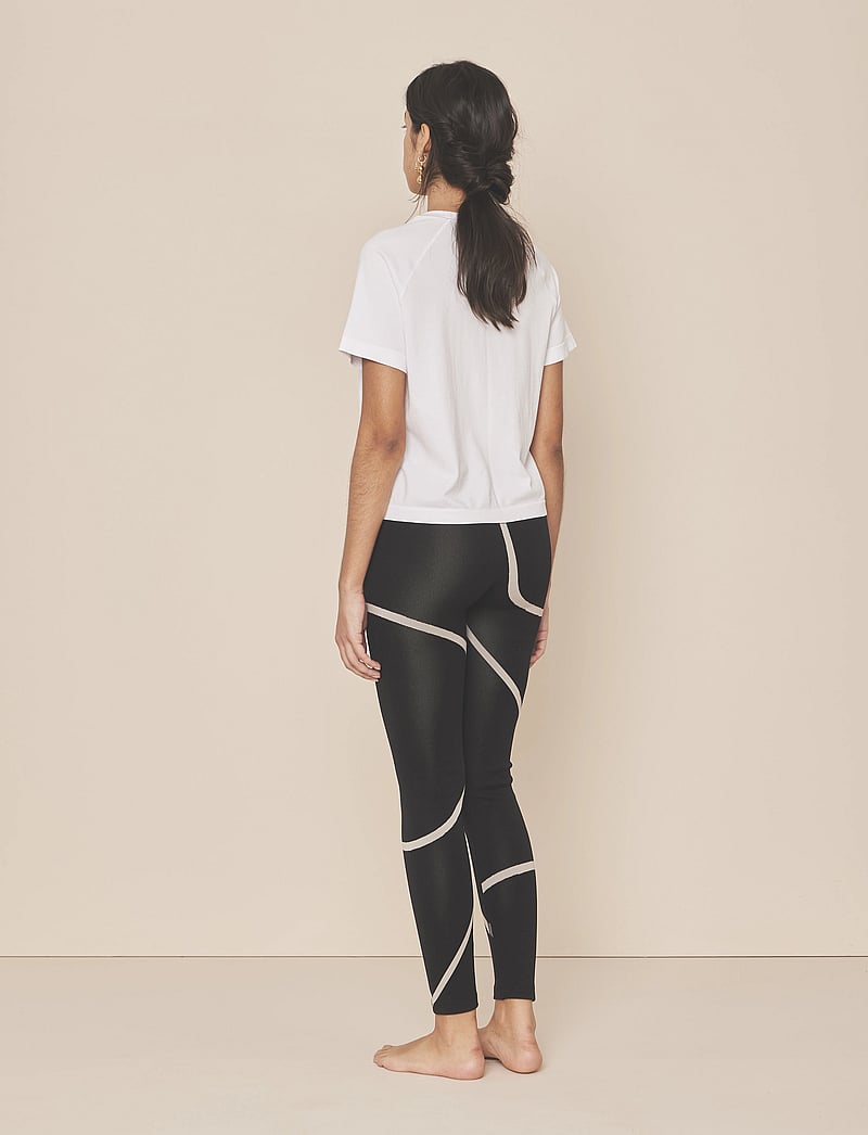 Moonchild Yoga Wear - Moonchild Monogram Tee - t-särgid - white - 5